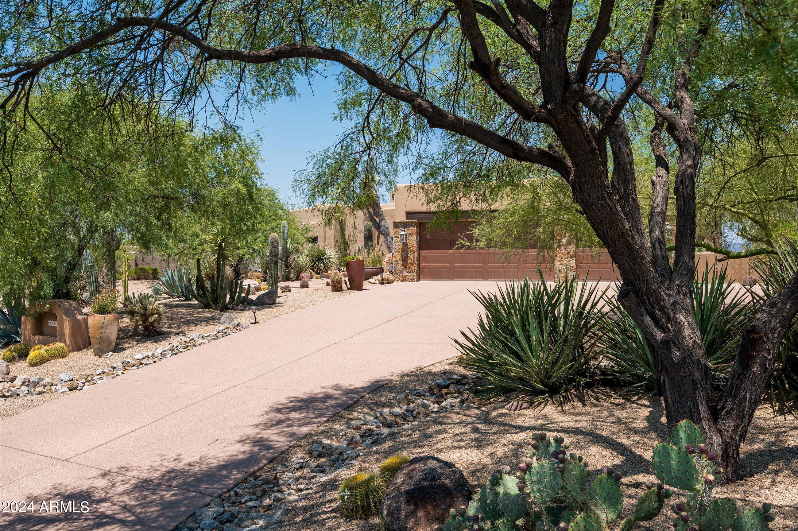 9802 E HIDDEN VALLEY Road