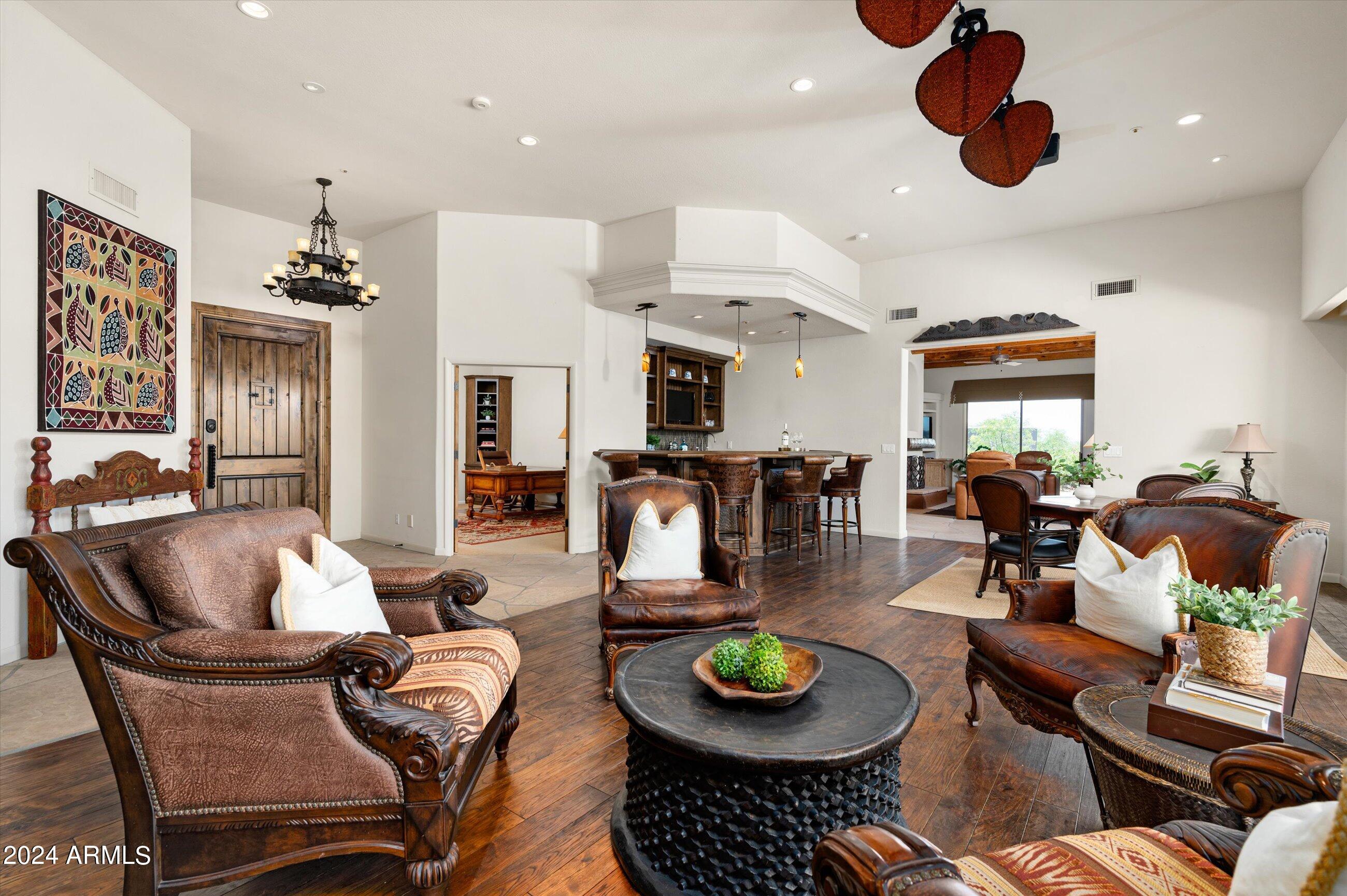 9802 E HIDDEN VALLEY Road