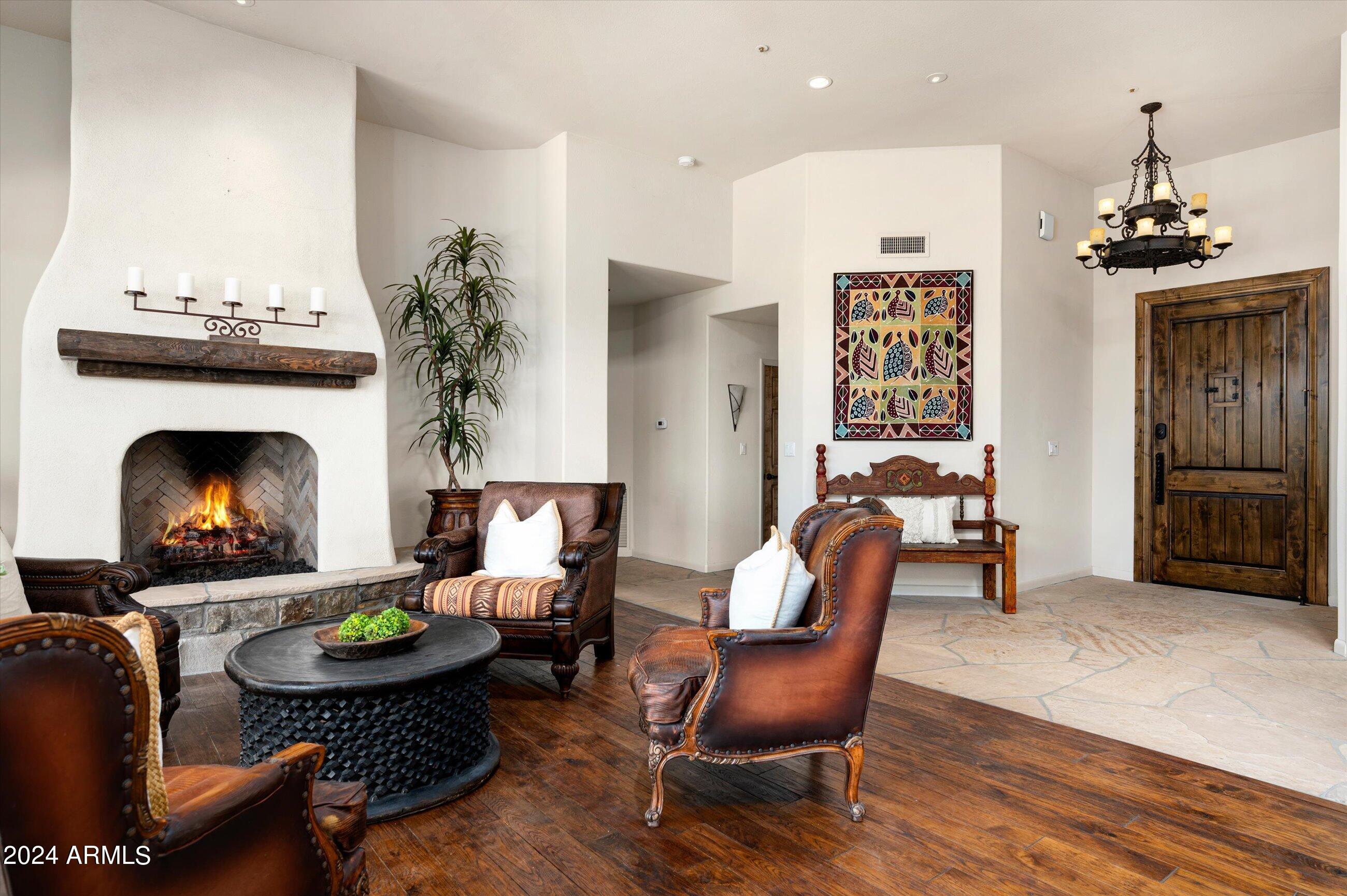 9802 E HIDDEN VALLEY Road