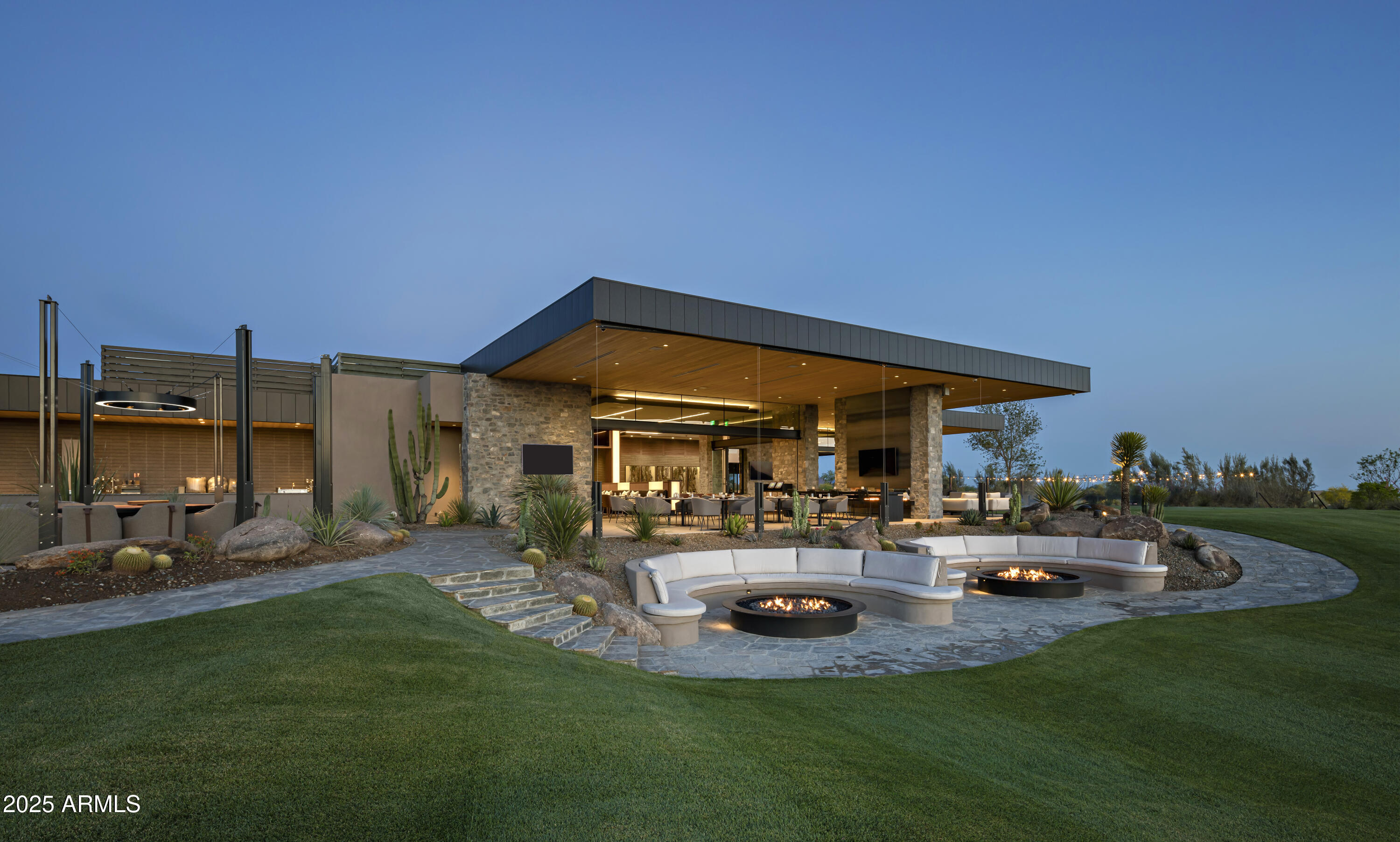 37200 N CAVE CREEK Road # 2127