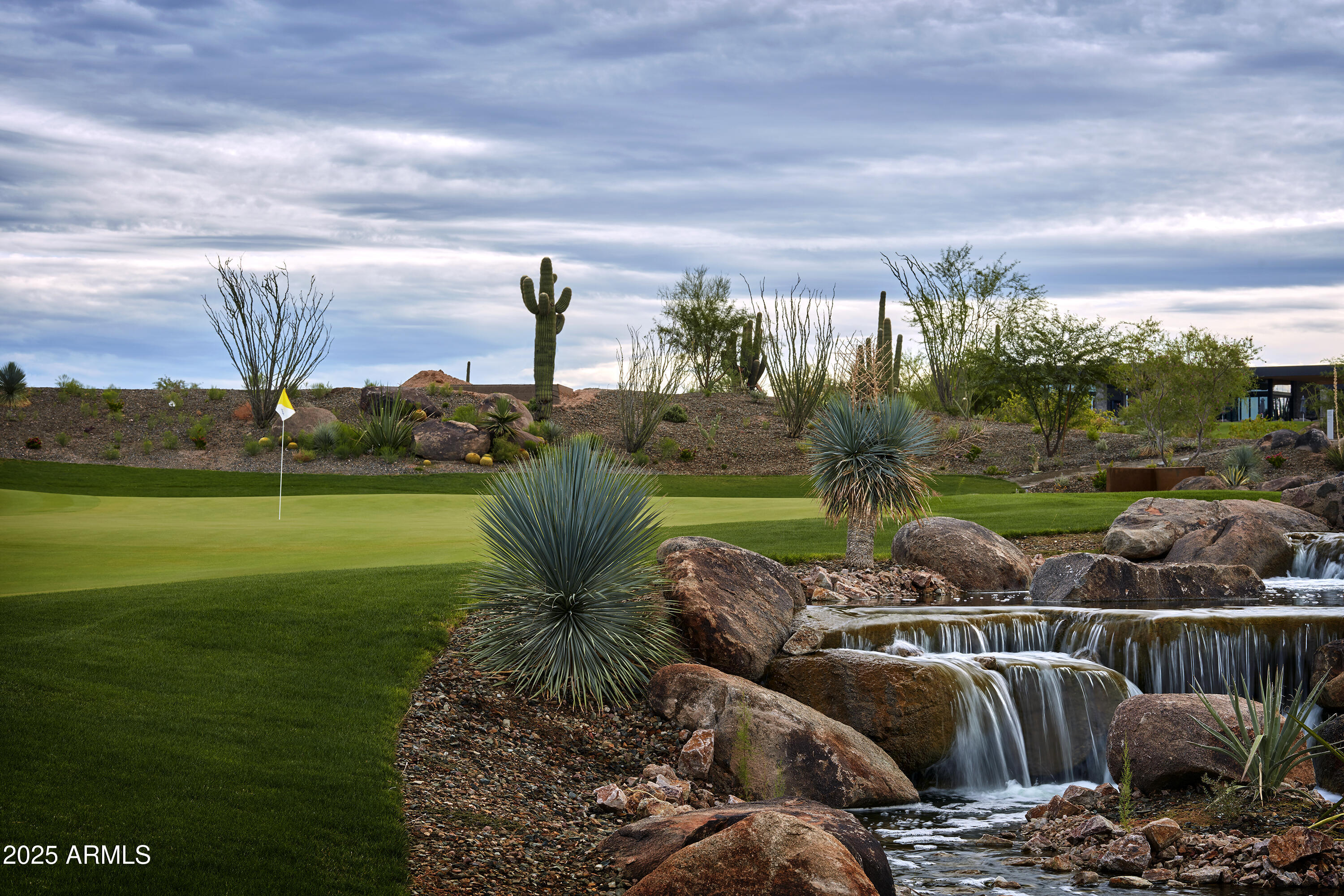 37200 N CAVE CREEK Road # 2127
