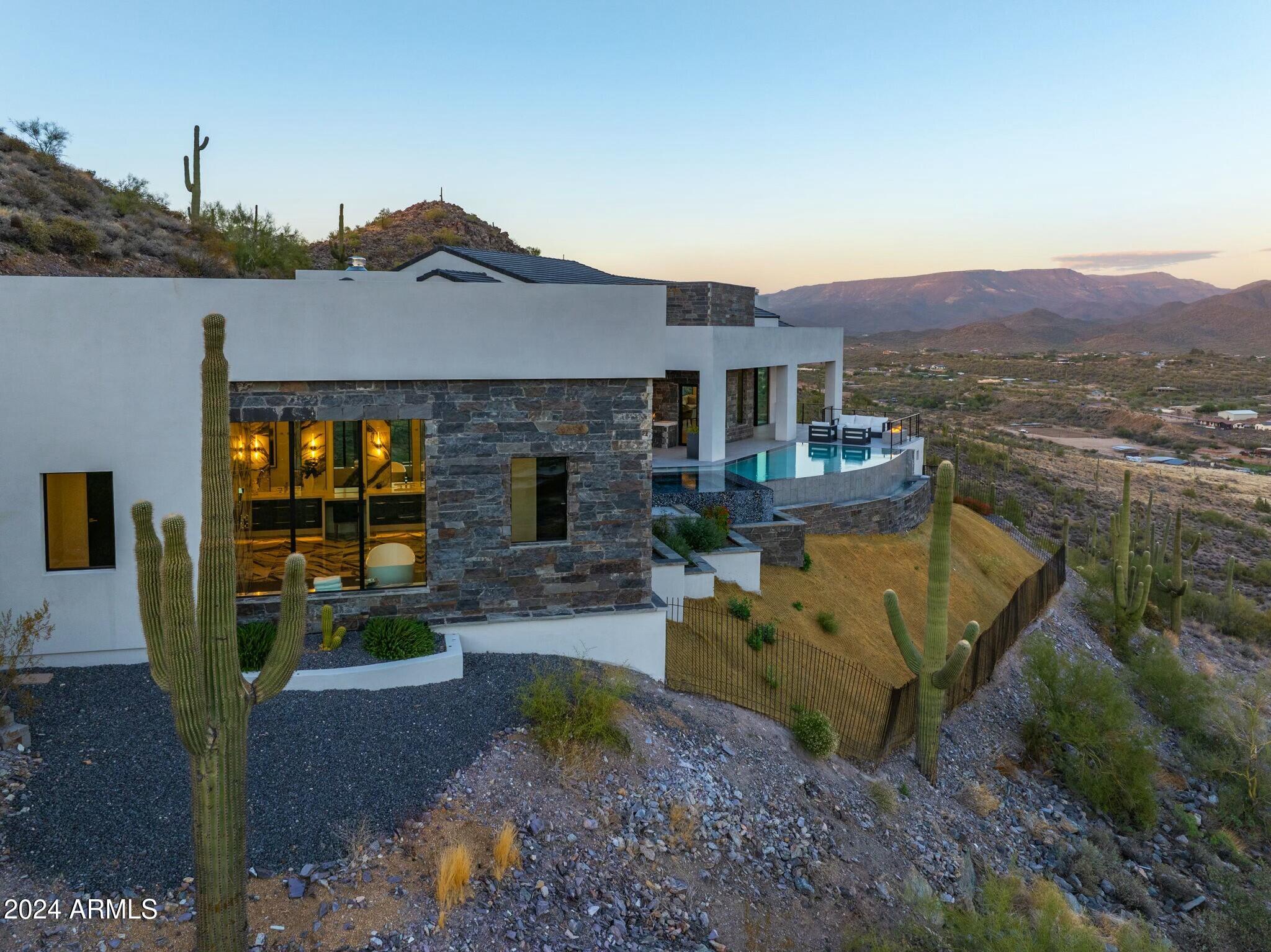 4880 E LONE MOUNTAIN Road N