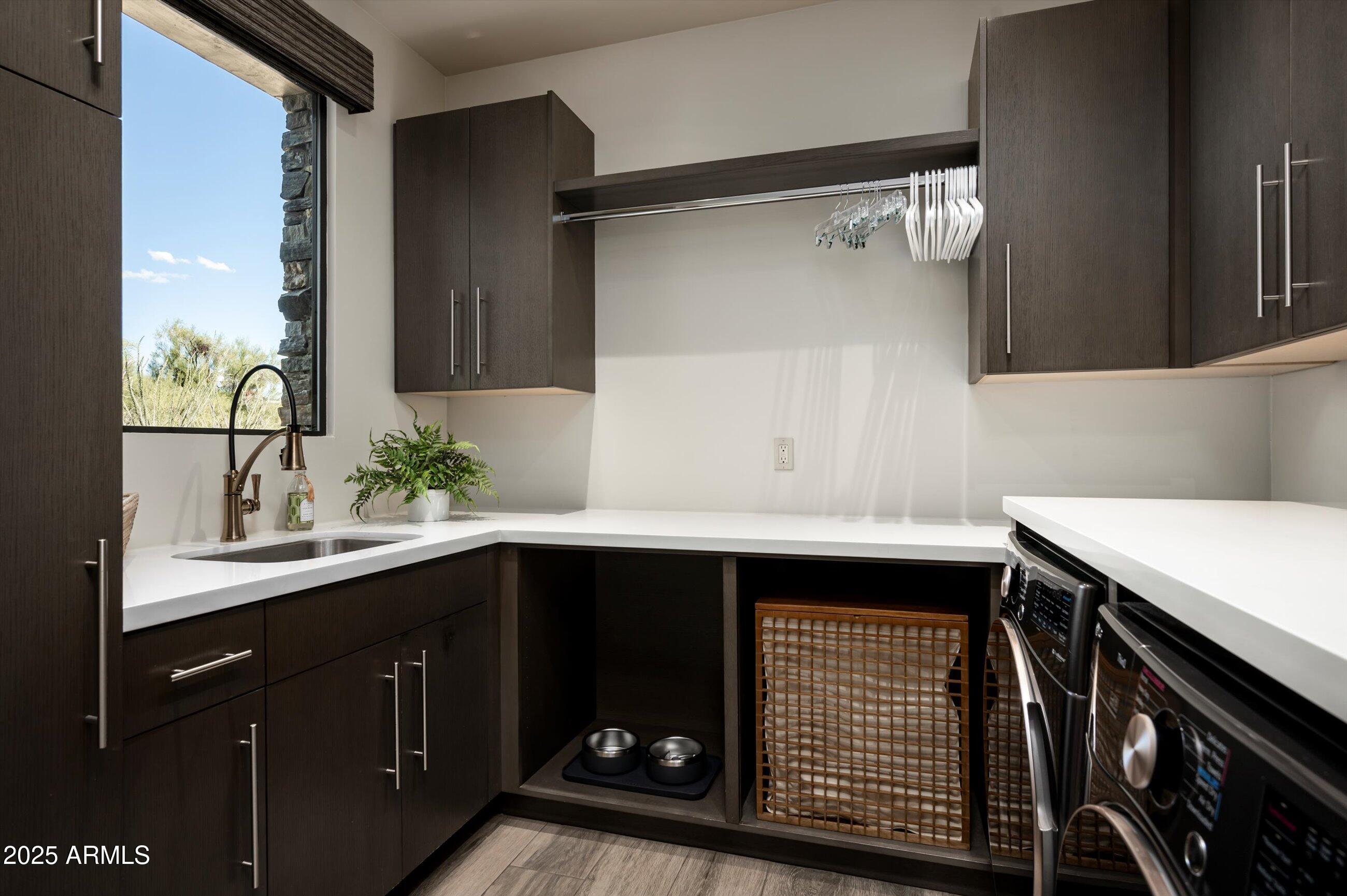 9182 E ANDORA HILLS Drive