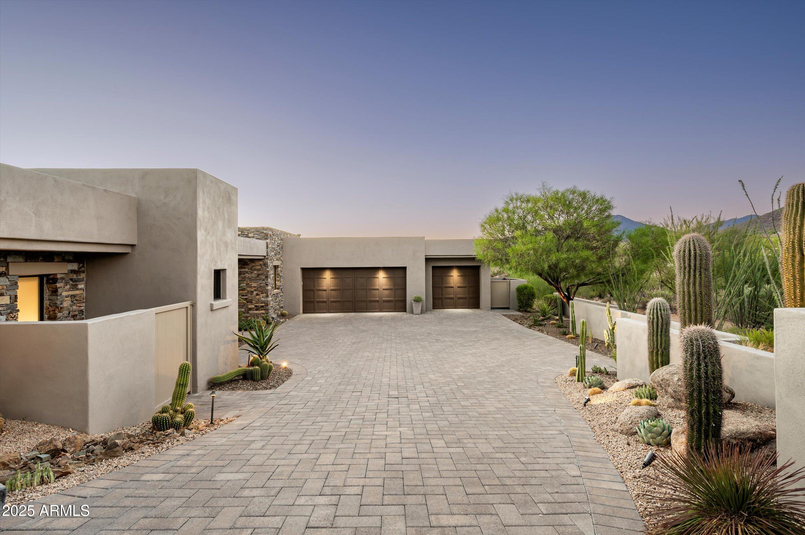 9182 E ANDORA HILLS Drive