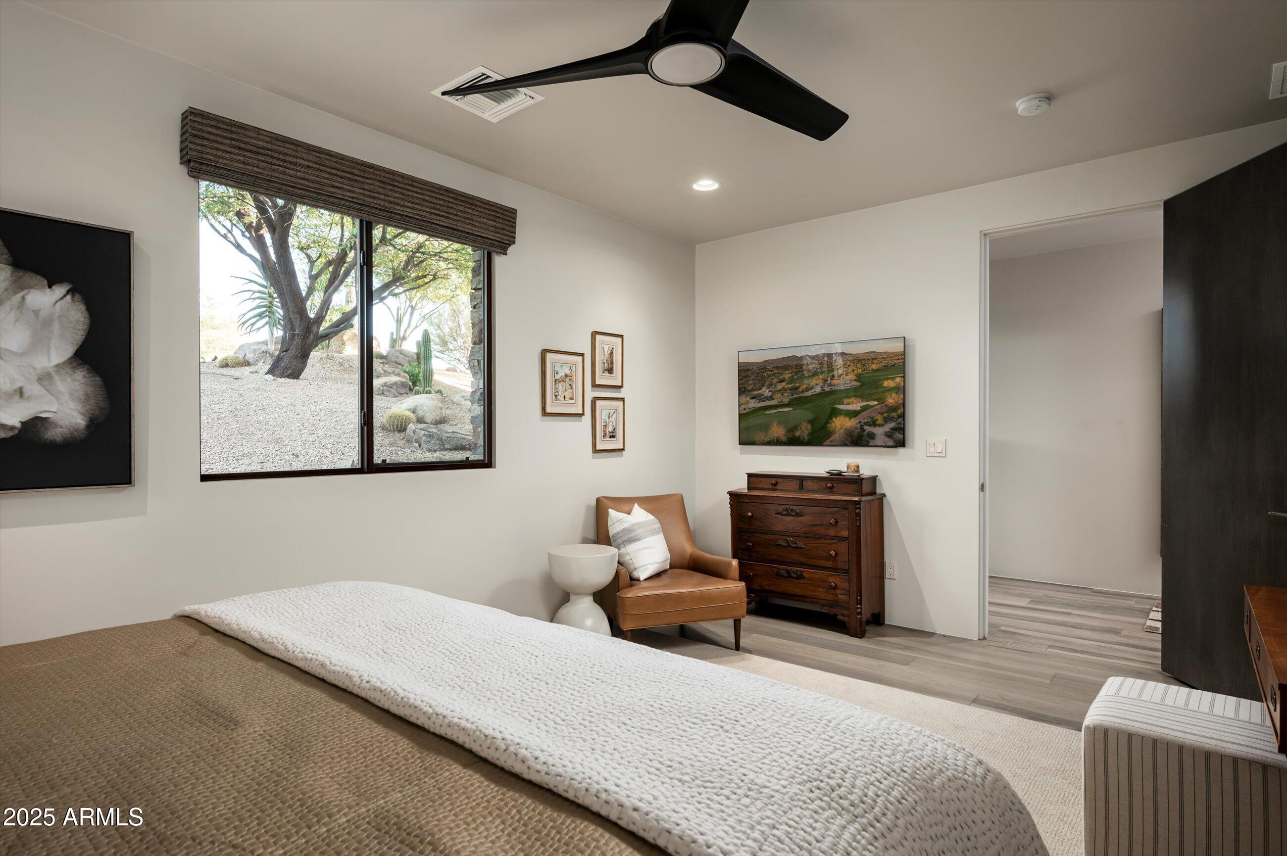 9182 E ANDORA HILLS Drive