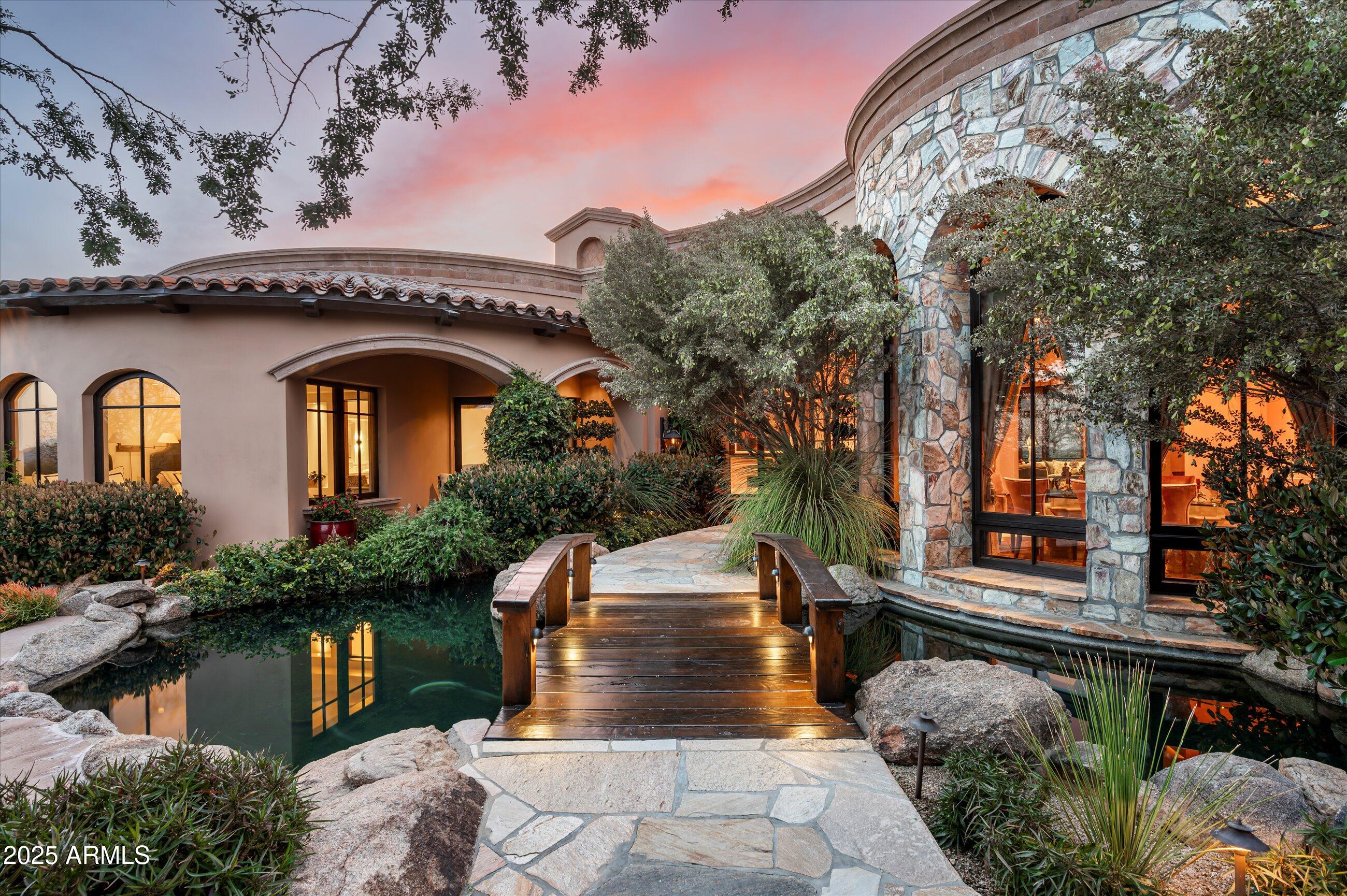 9808 E HONEY MESQUITE Drive