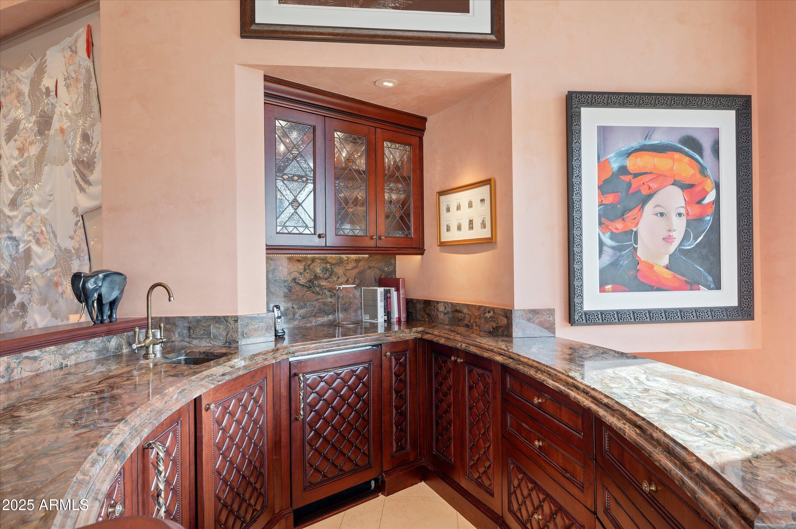 9808 E HONEY MESQUITE Drive