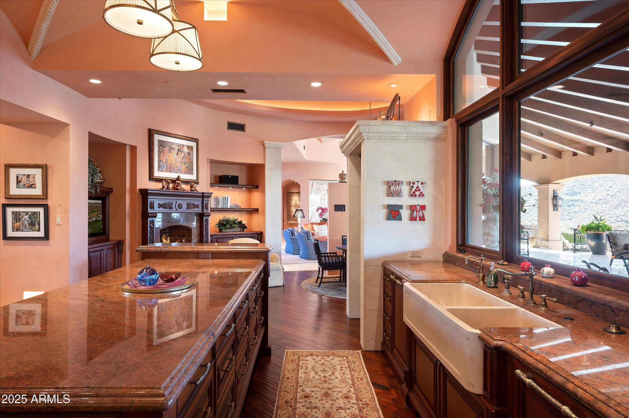 9808 E HONEY MESQUITE Drive