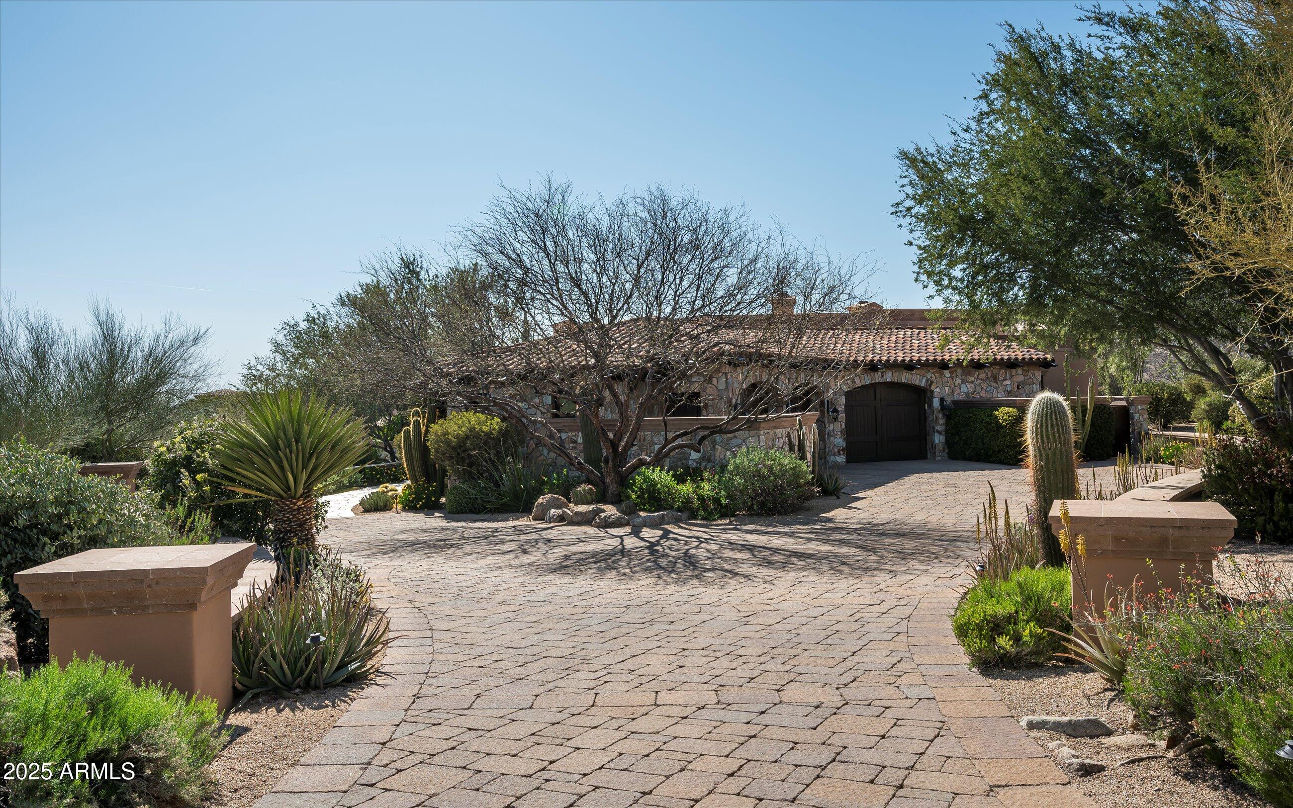 9808 E HONEY MESQUITE Drive