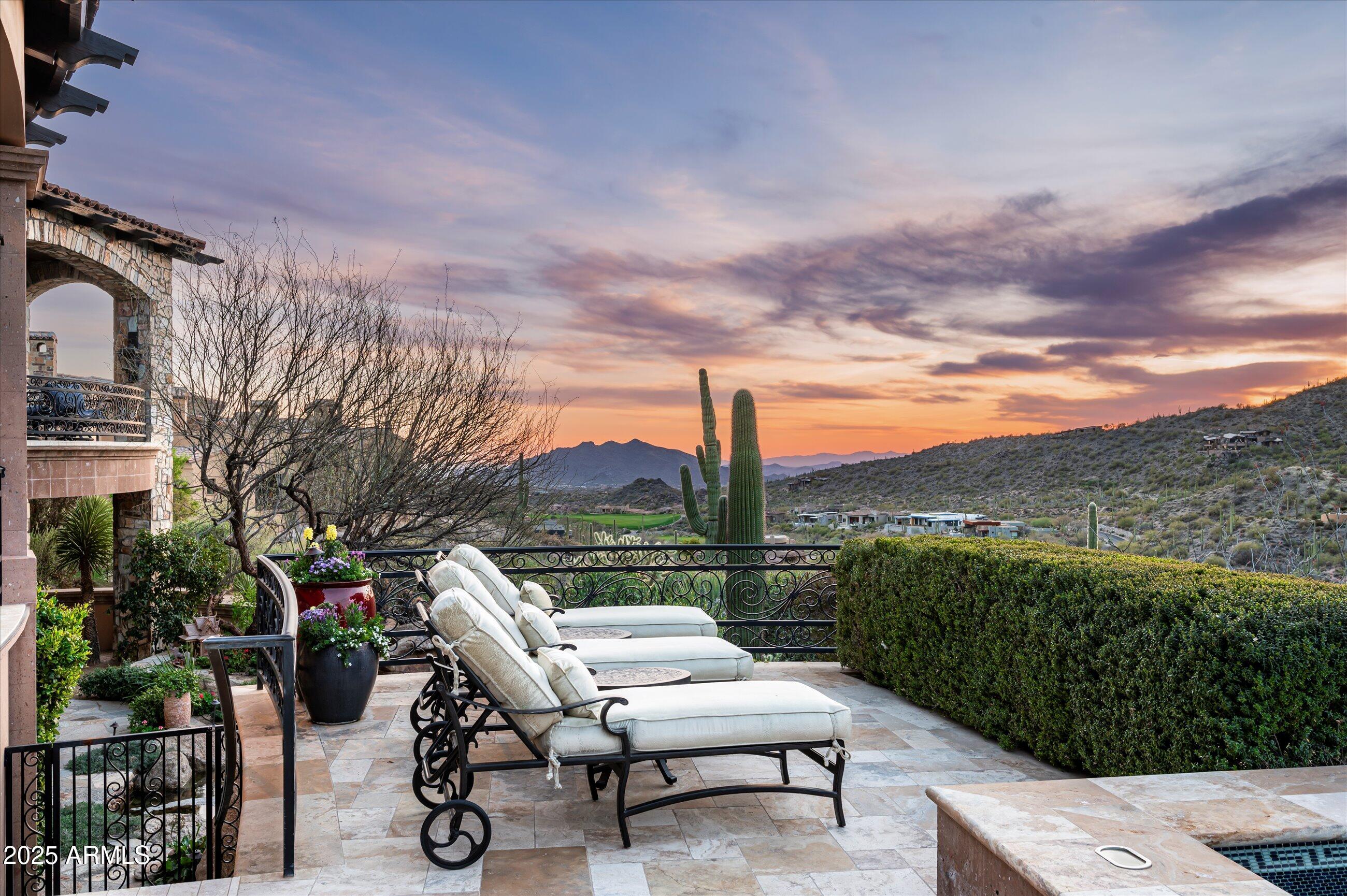 9808 E HONEY MESQUITE Drive