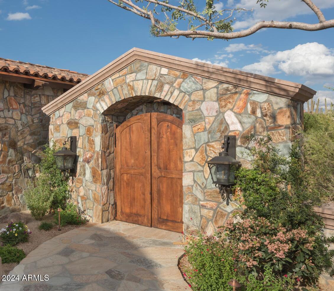 9808 E HONEY MESQUITE Drive