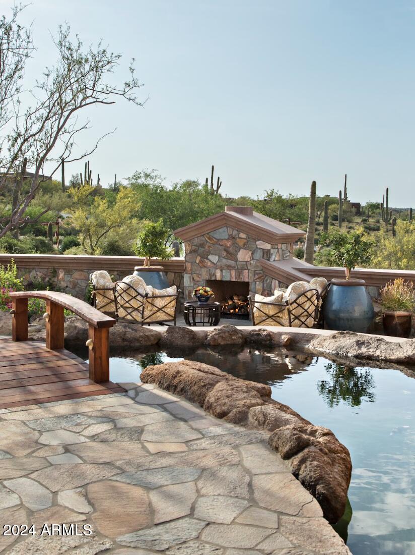 9808 E HONEY MESQUITE Drive