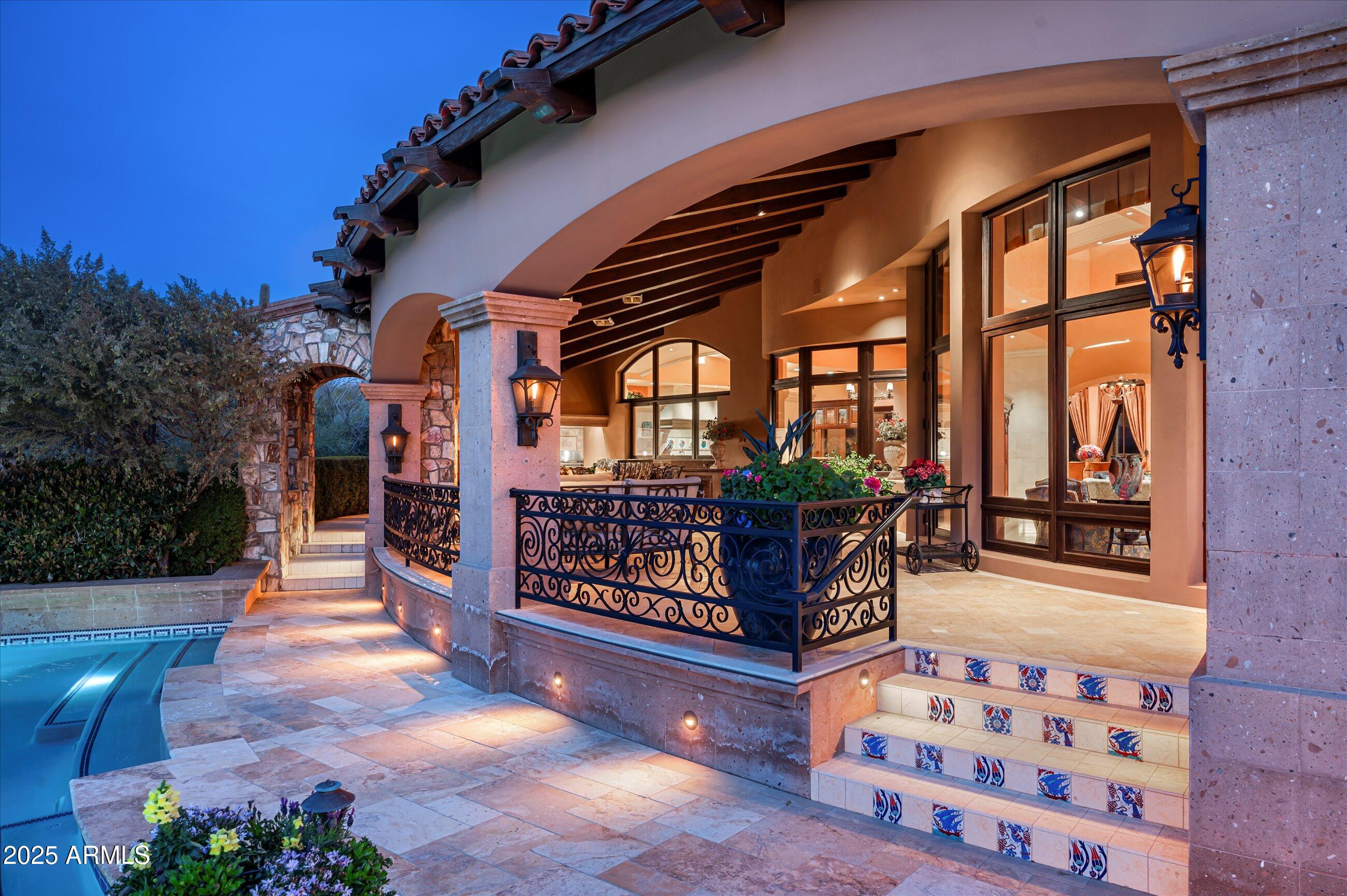 9808 E HONEY MESQUITE Drive