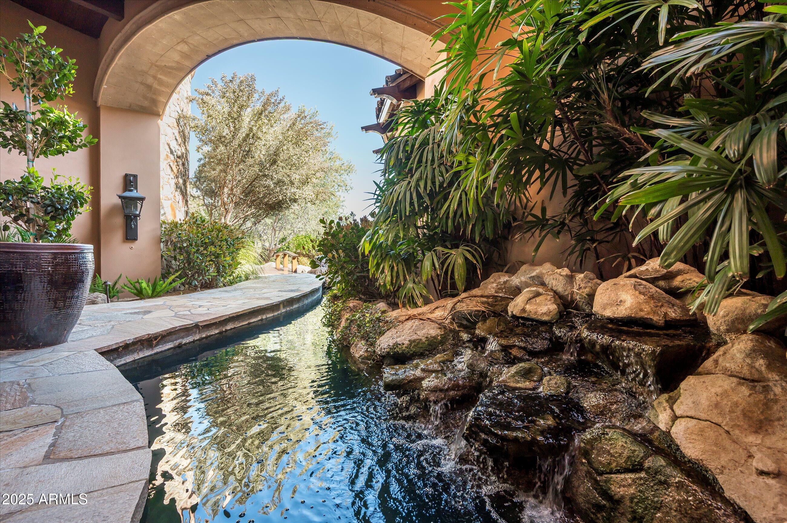 9808 E HONEY MESQUITE Drive