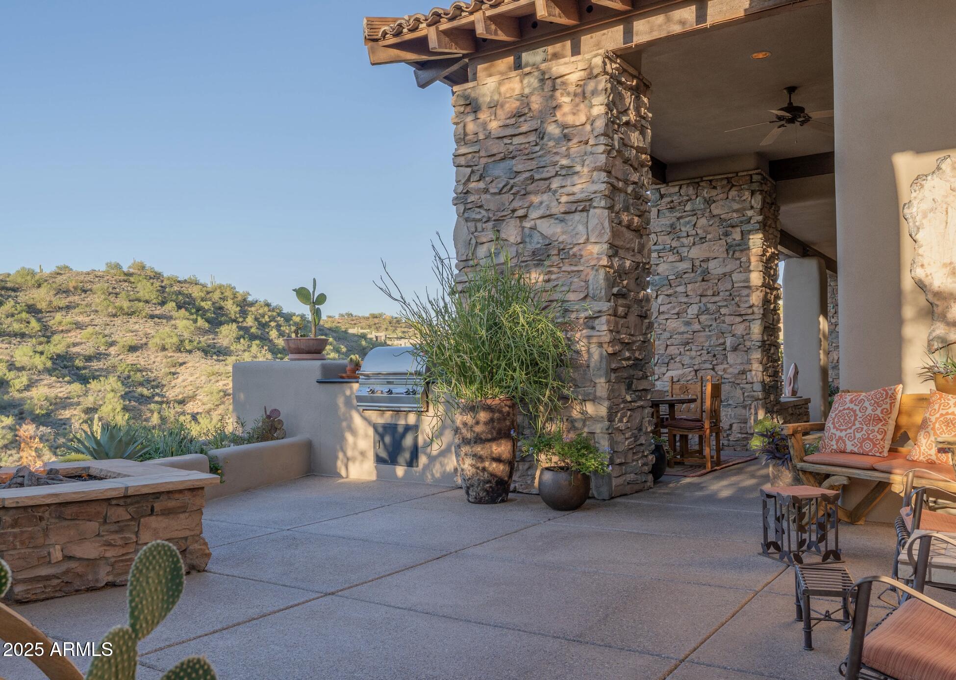 9810 E FORGOTTEN HILLS Drive