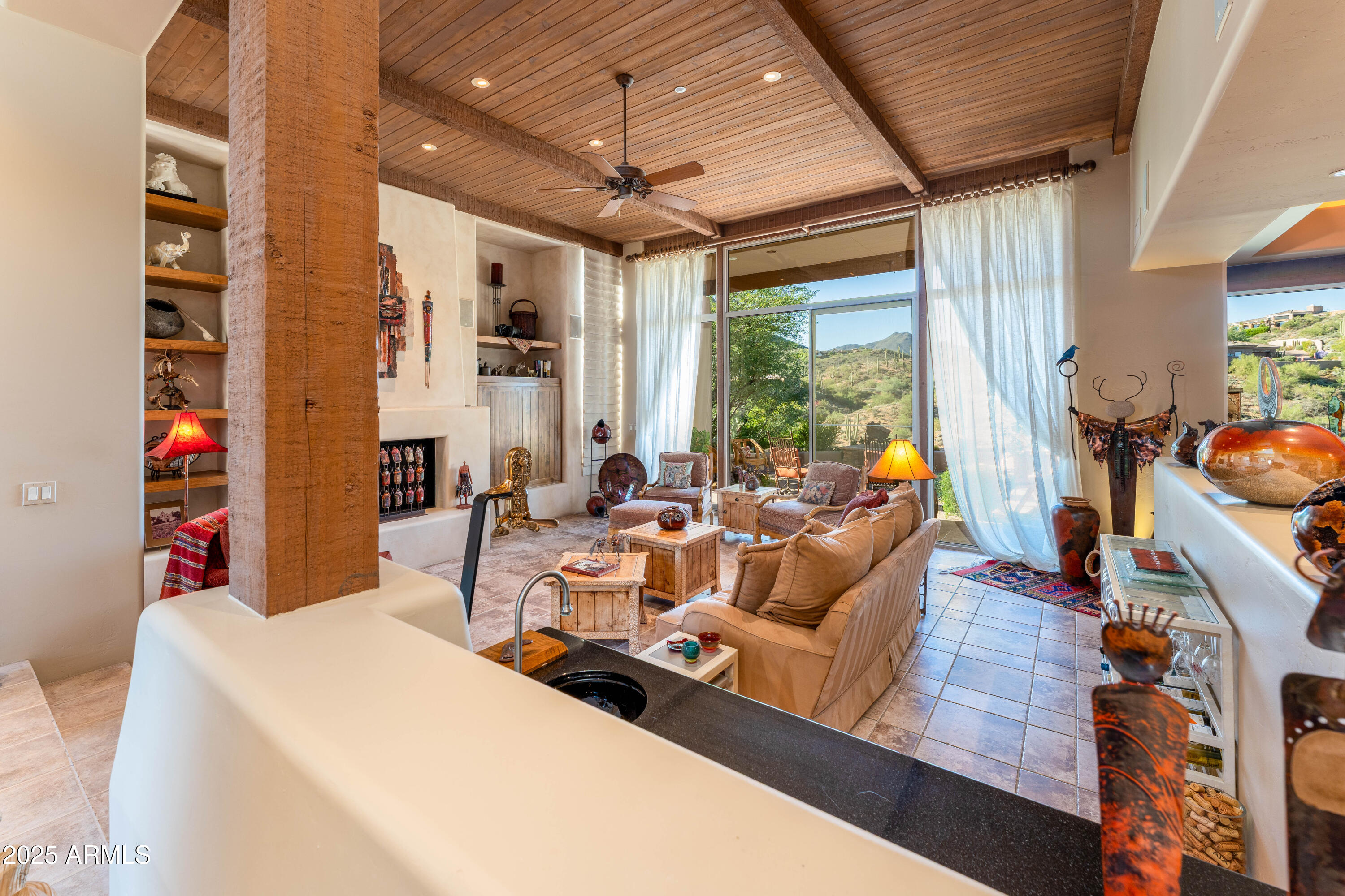 9810 E FORGOTTEN HILLS Drive