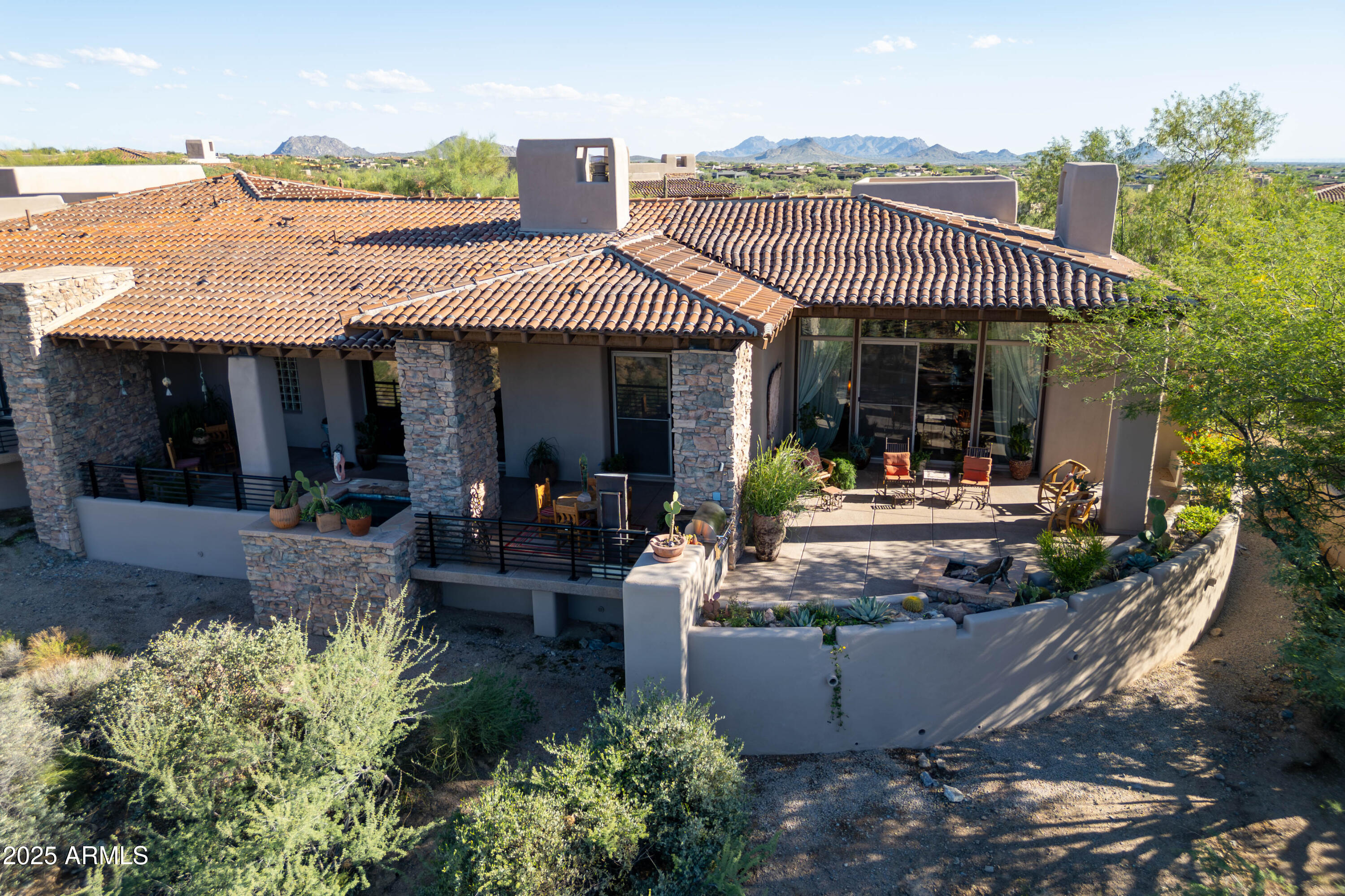 9810 E FORGOTTEN HILLS Drive