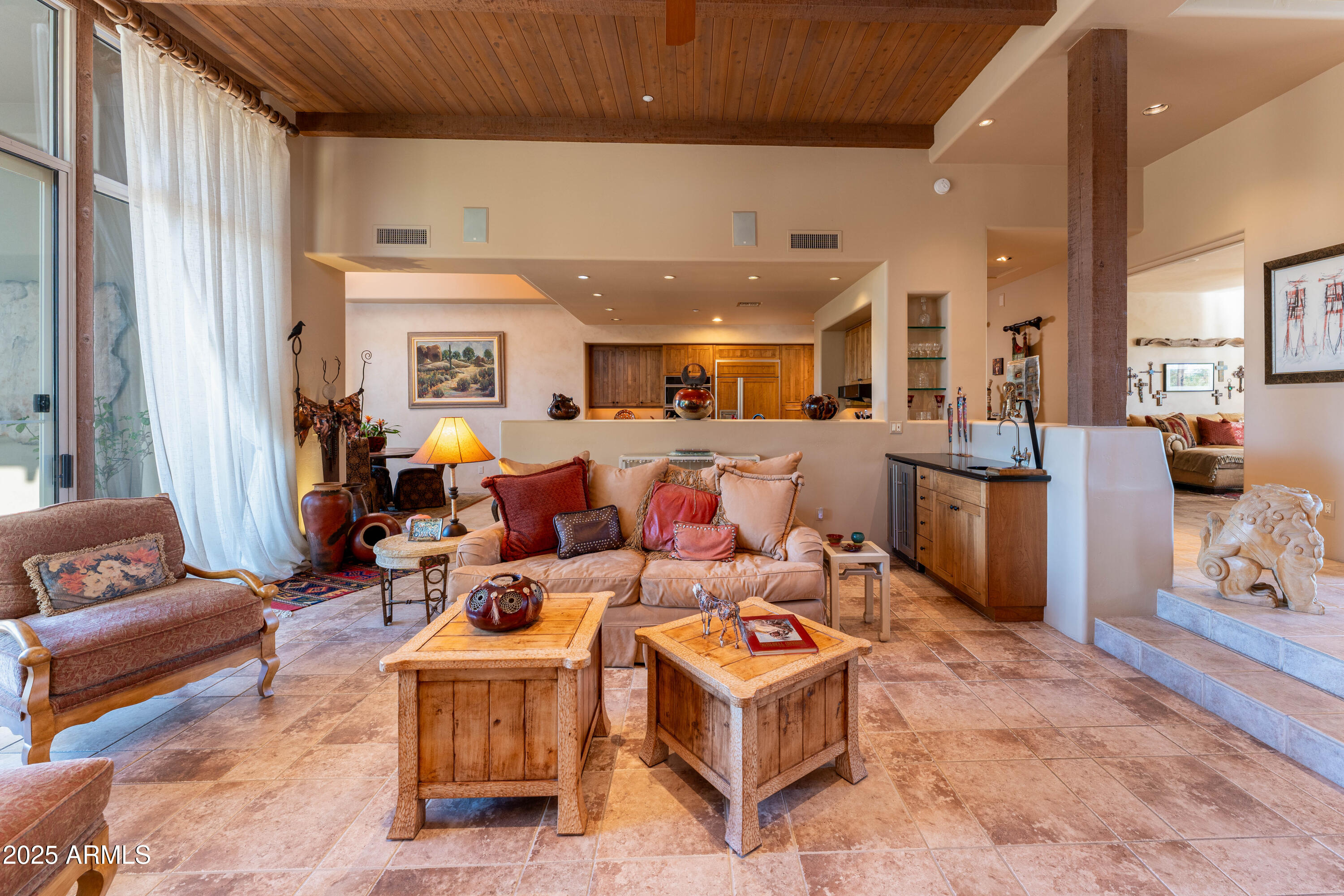 9810 E FORGOTTEN HILLS Drive