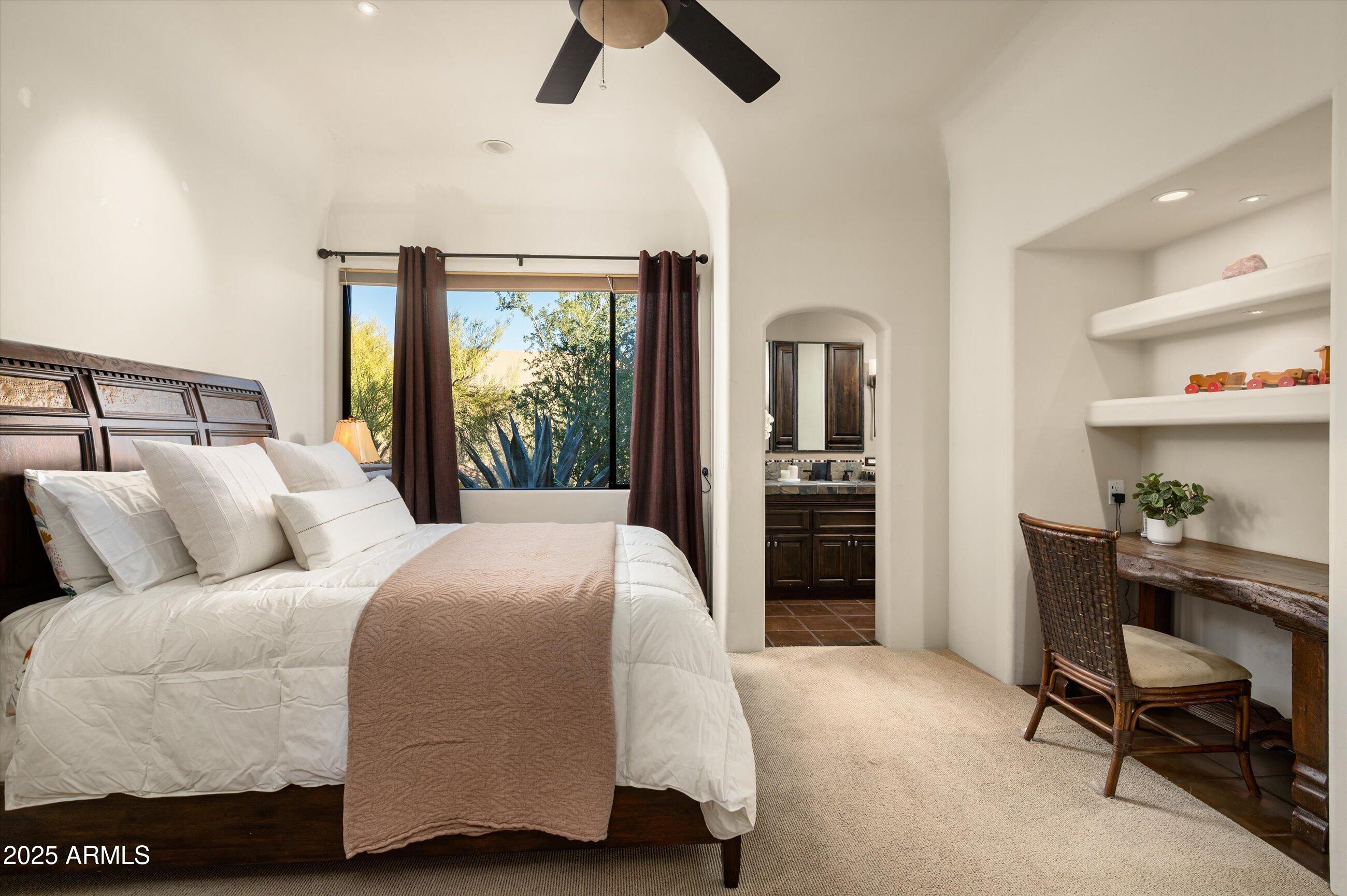 9753 E SUNDANCE Trail