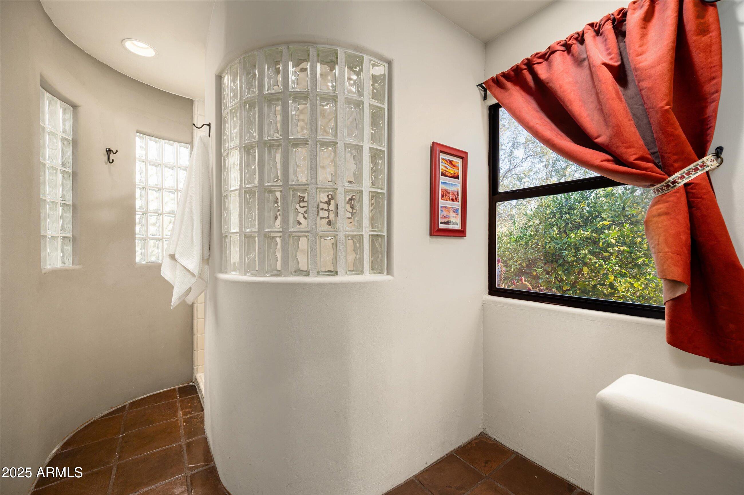 9753 E SUNDANCE Trail