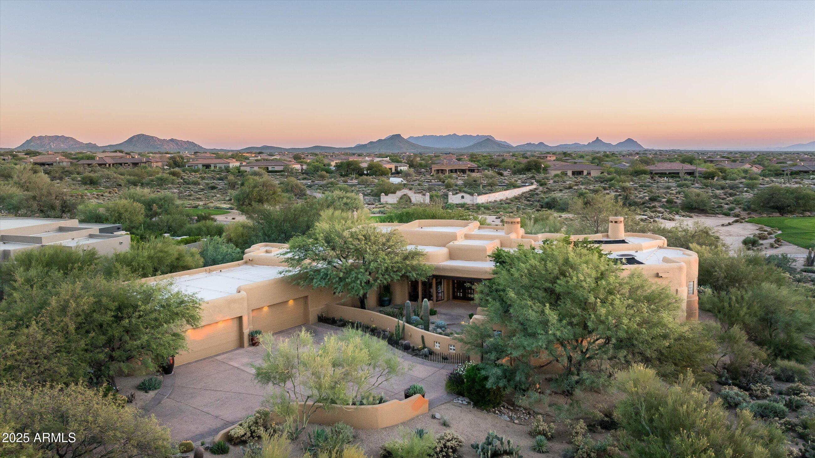 9753 E SUNDANCE Trail