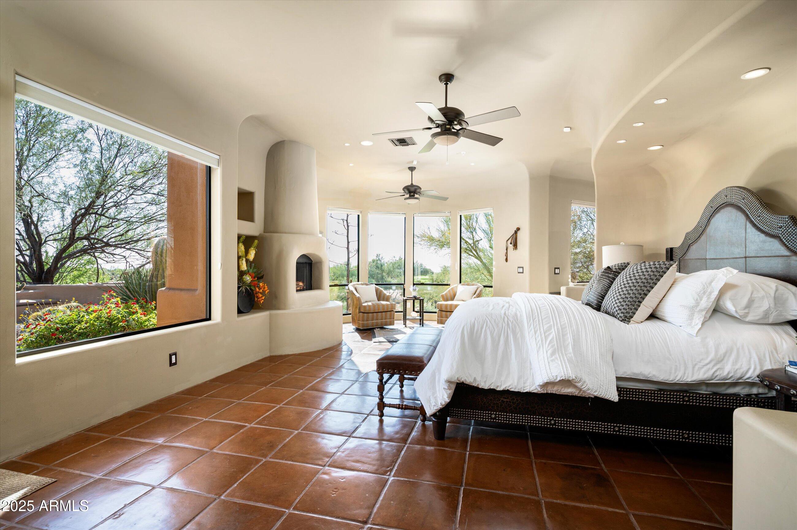 9753 E SUNDANCE Trail