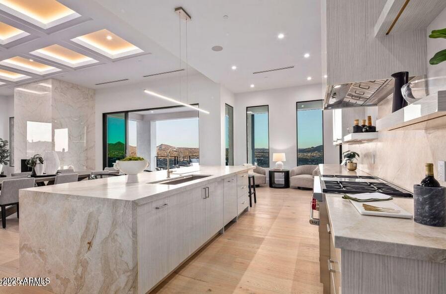 4880 E LONE MOUNTAIN Road N