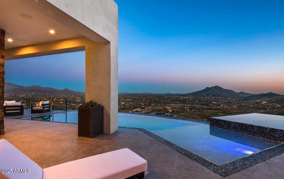 4880 E LONE MOUNTAIN Road N