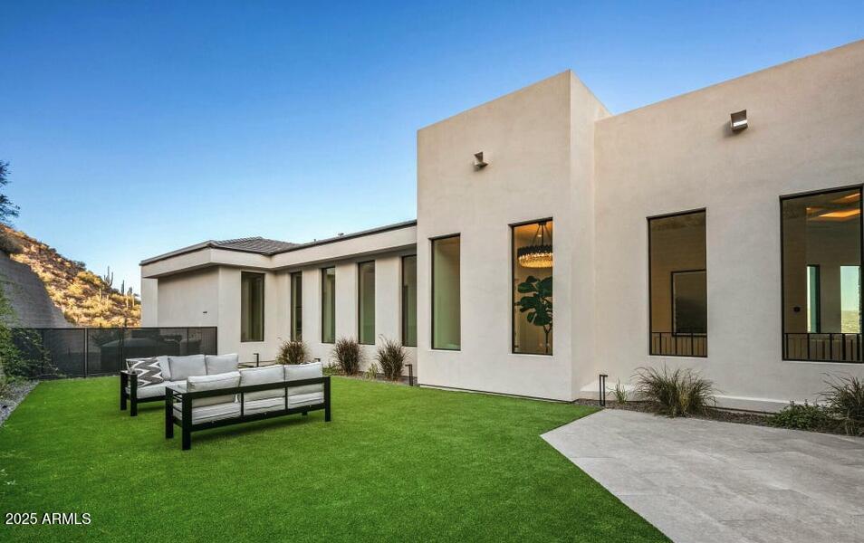 4880 E LONE MOUNTAIN Road N