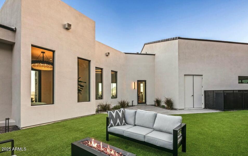 4880 E LONE MOUNTAIN Road N