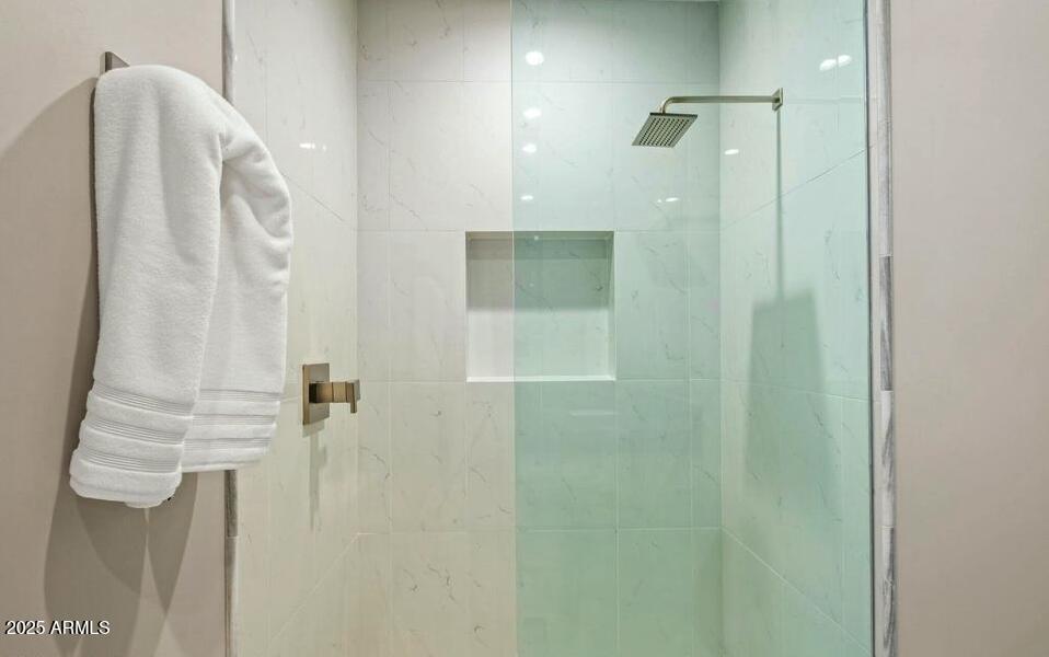 4880 E LONE MOUNTAIN Road N