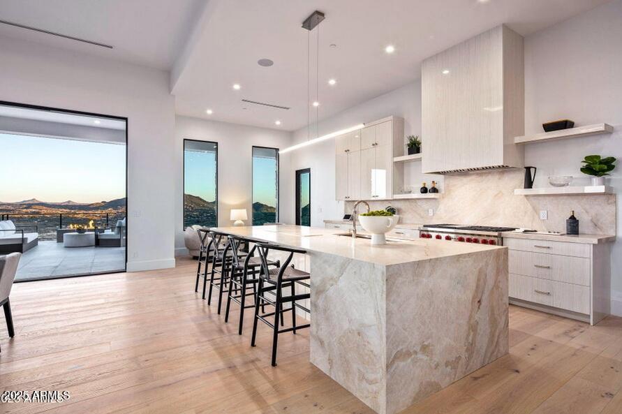 4880 E LONE MOUNTAIN Road N