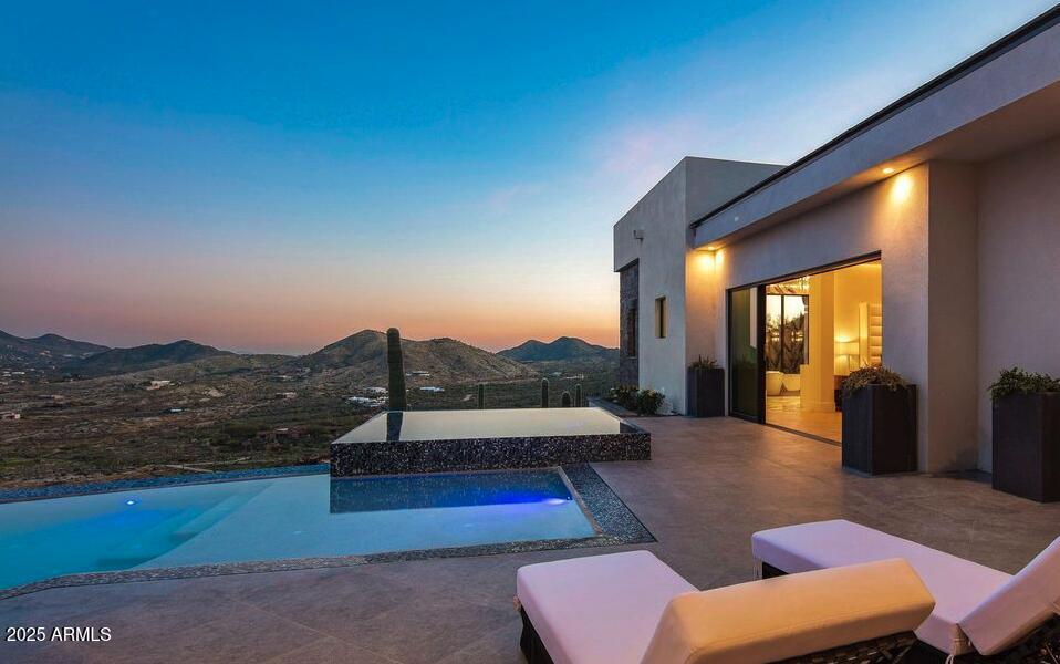 4880 E LONE MOUNTAIN Road N