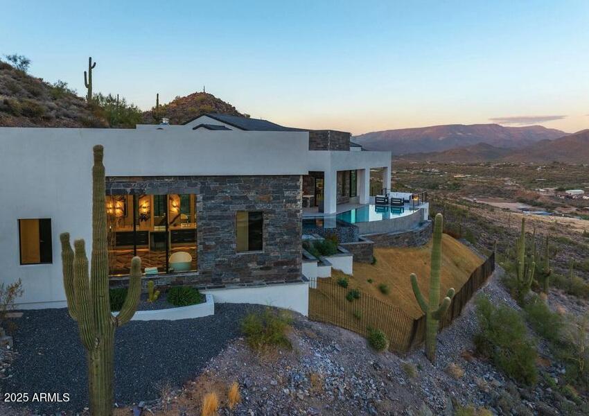 4880 E LONE MOUNTAIN Road N