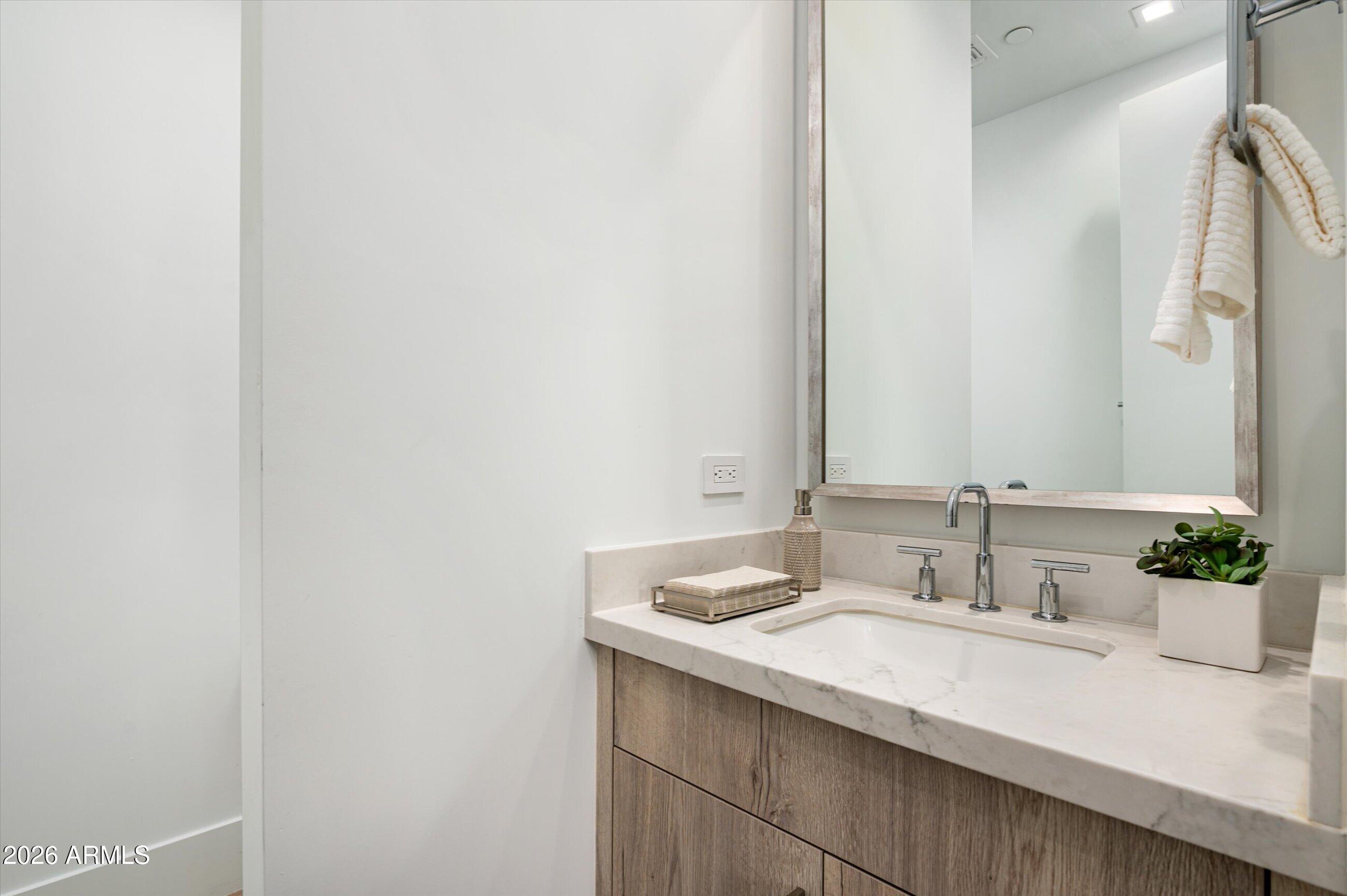 37200 N CAVE CREEK Road 1108