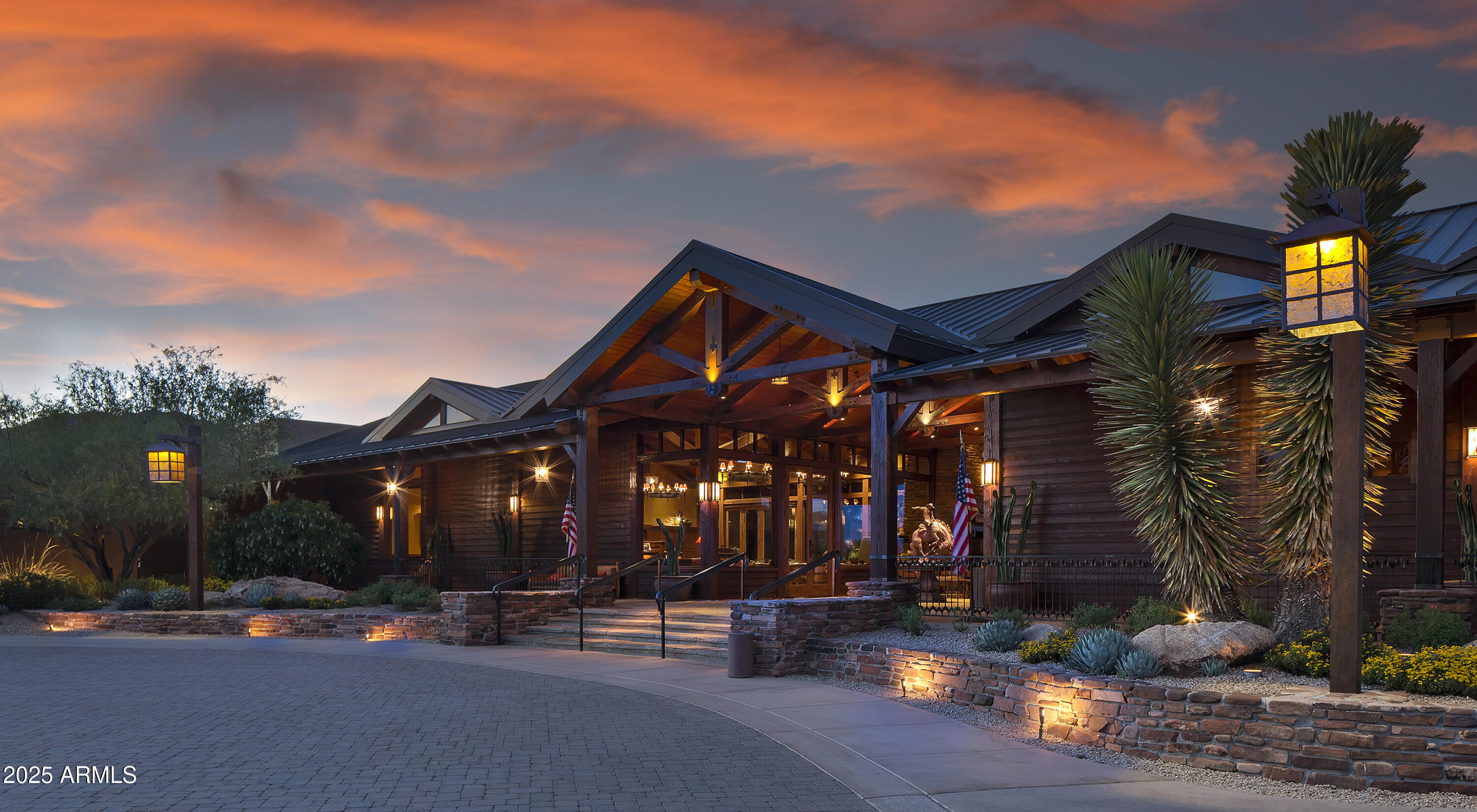 37200 N CAVE CREEK Road 1108