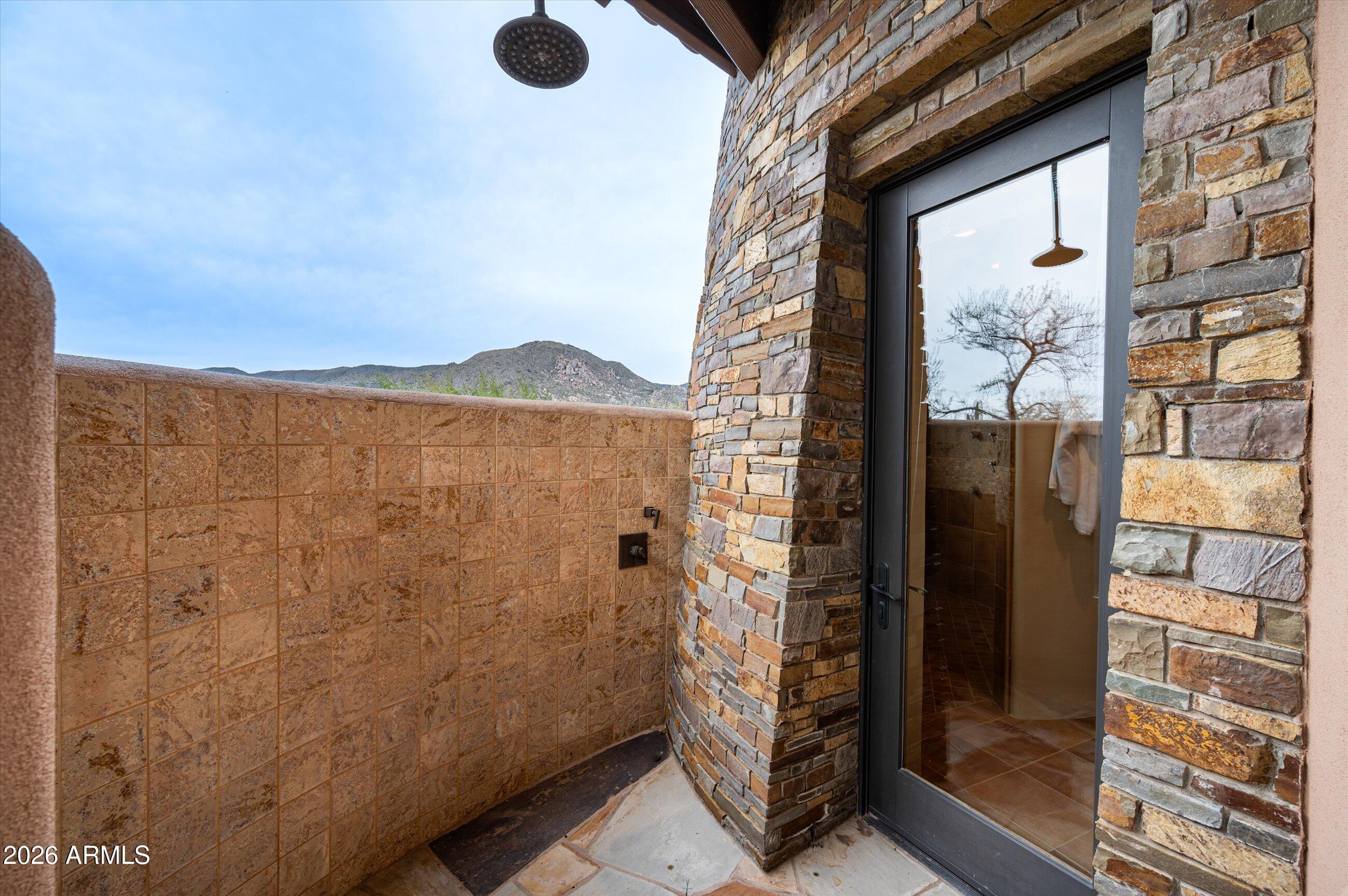 11105 E TAMARISK Way