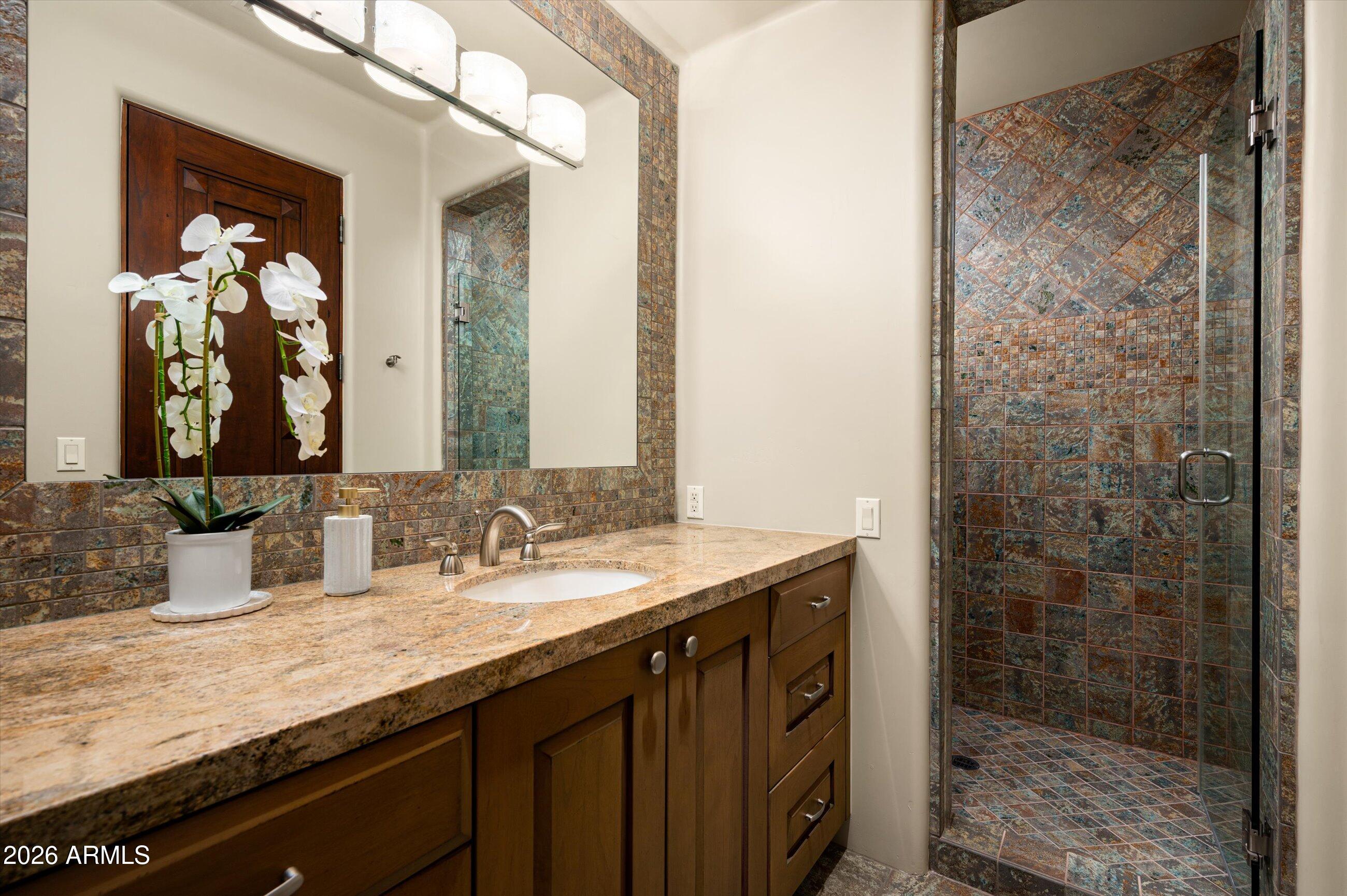 11105 E TAMARISK Way