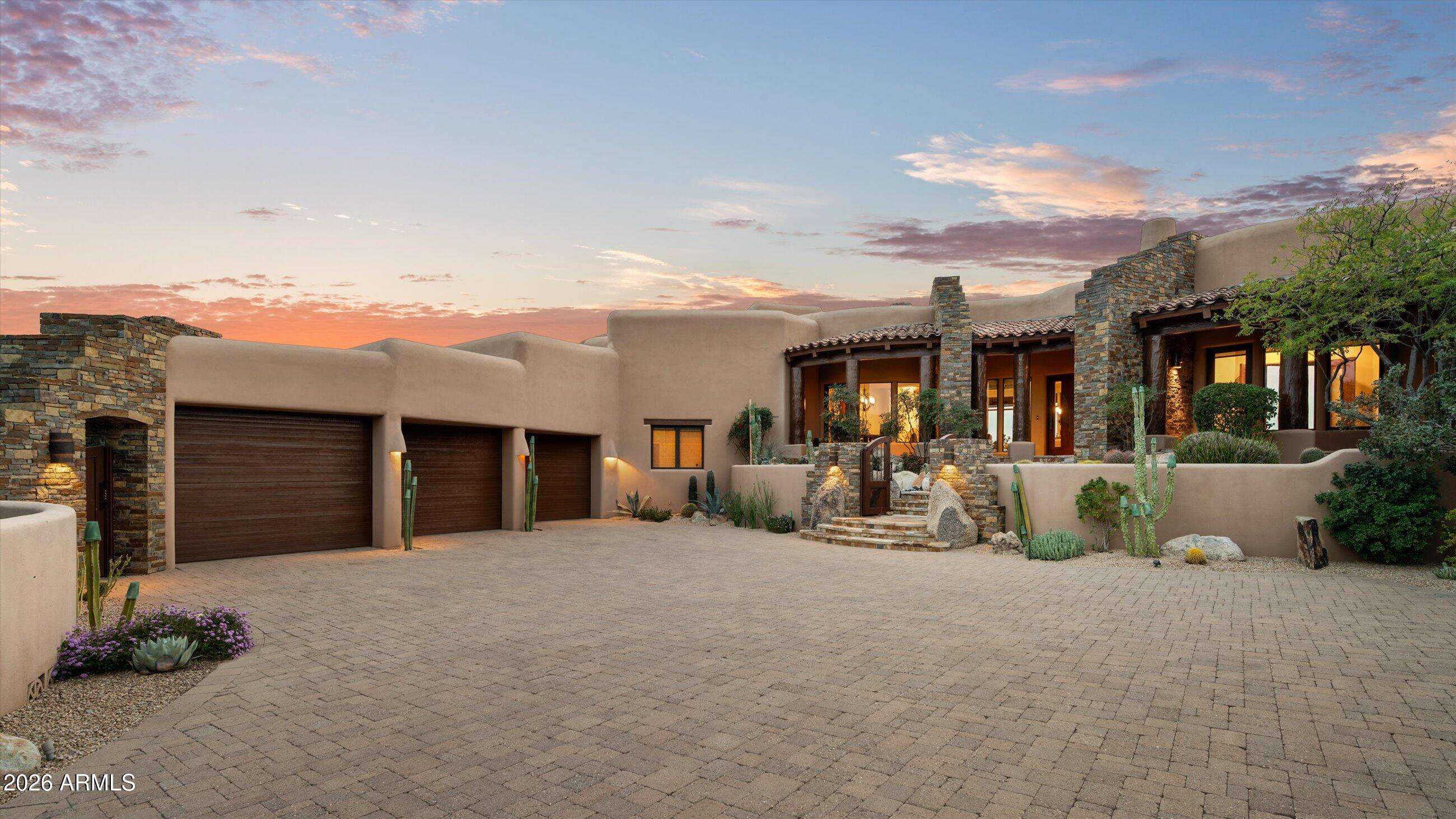 11105 E TAMARISK Way