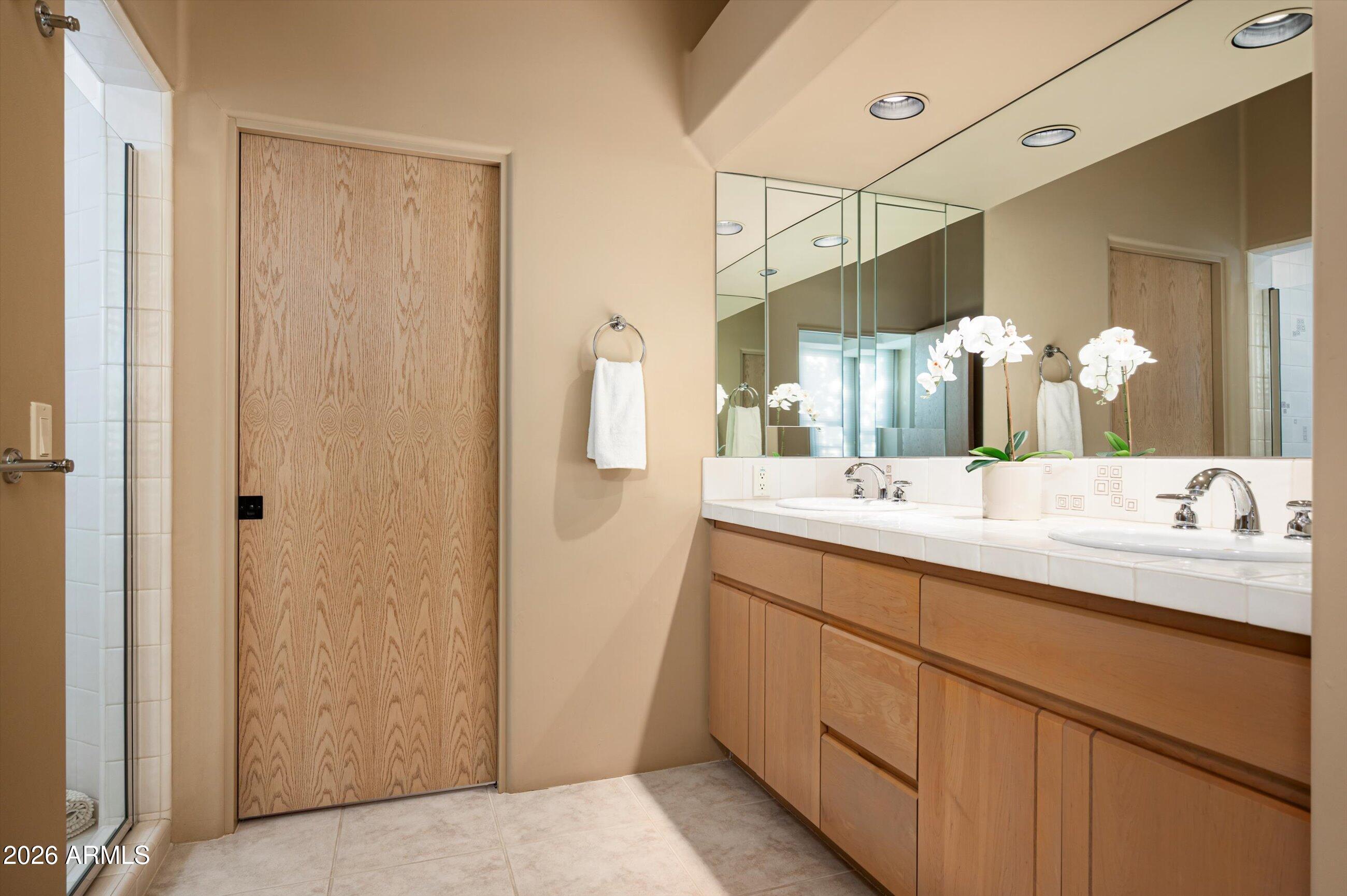 9760 E SKYLINE Court