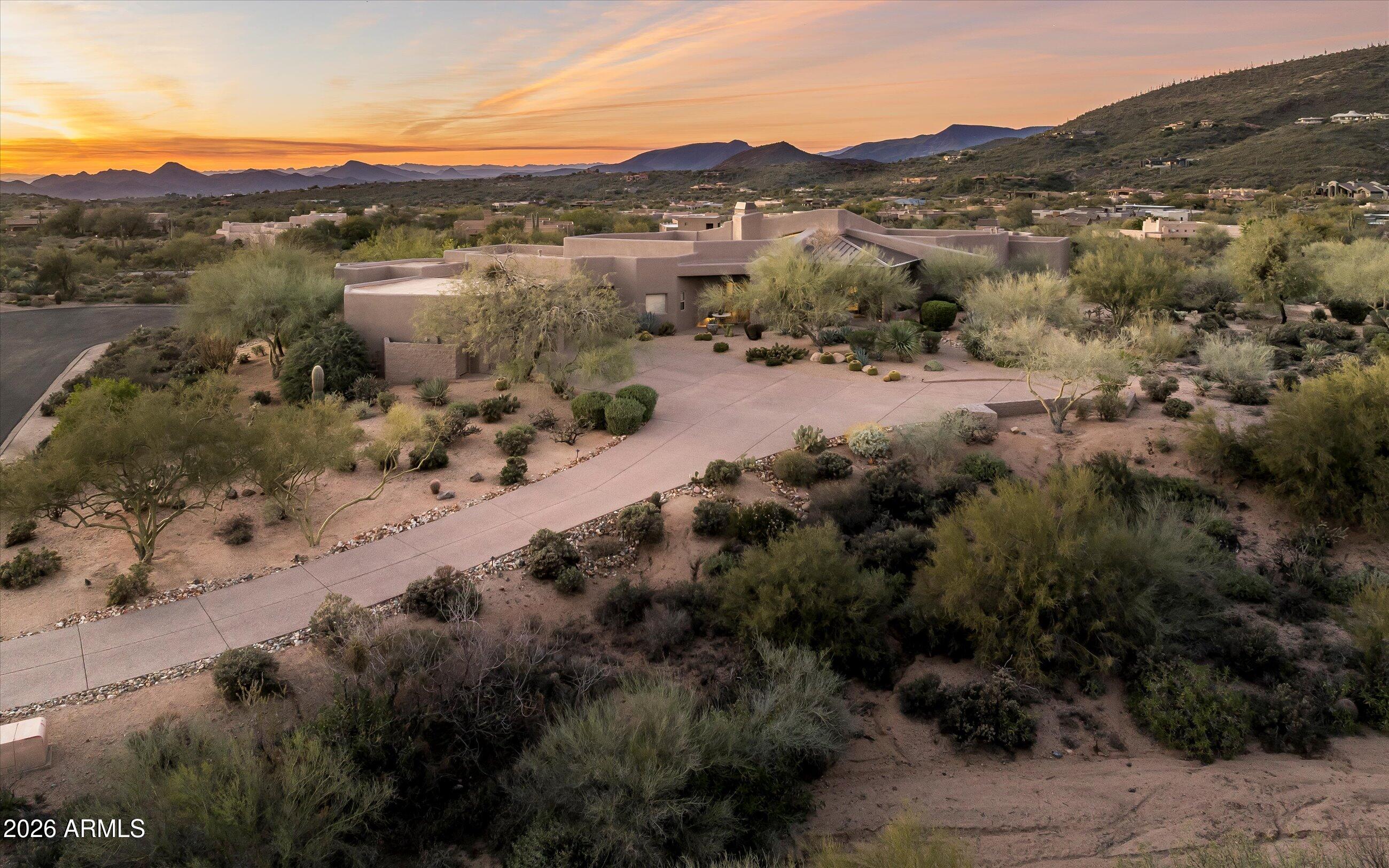 9760 E SKYLINE Court