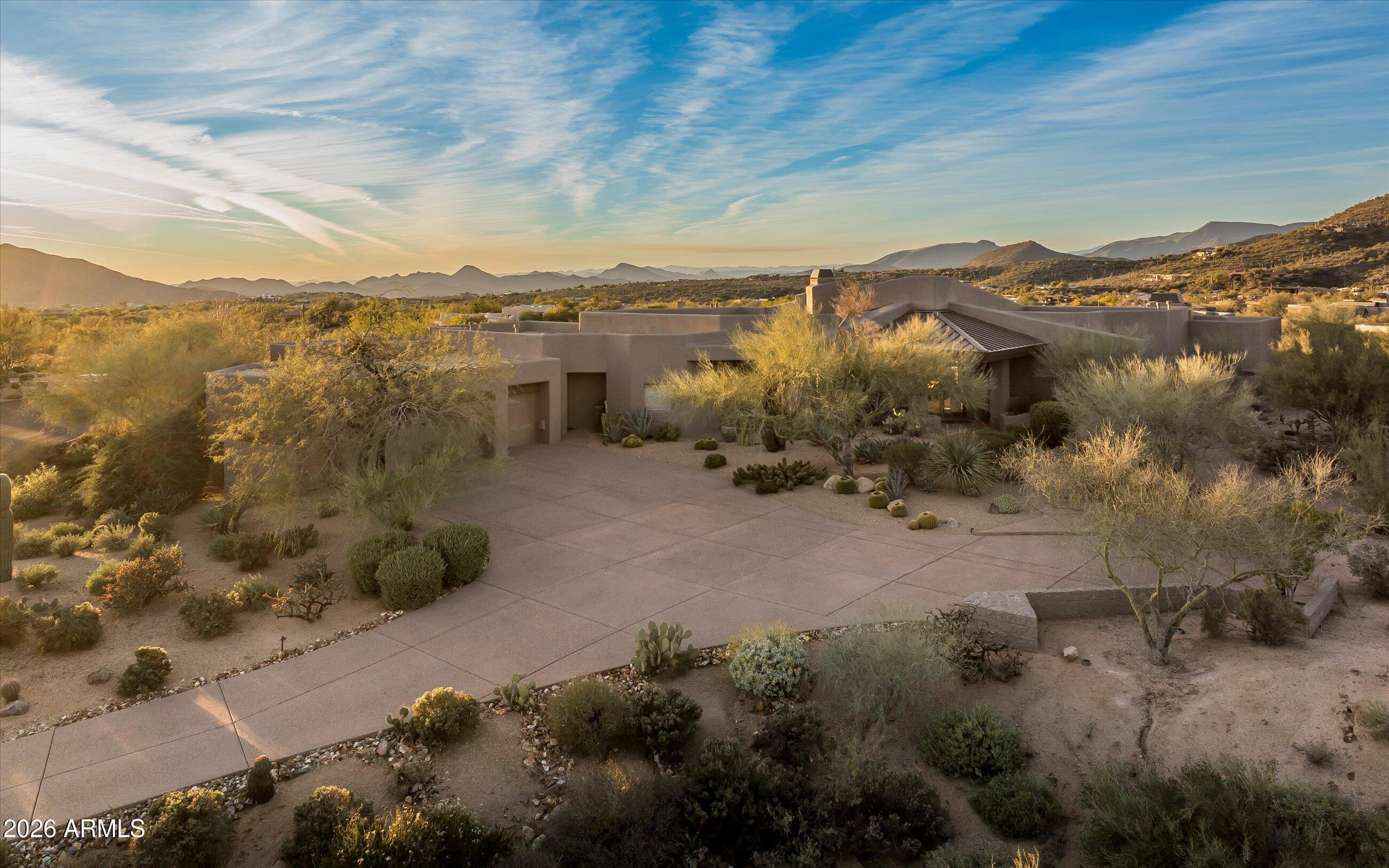 9760 E SKYLINE Court