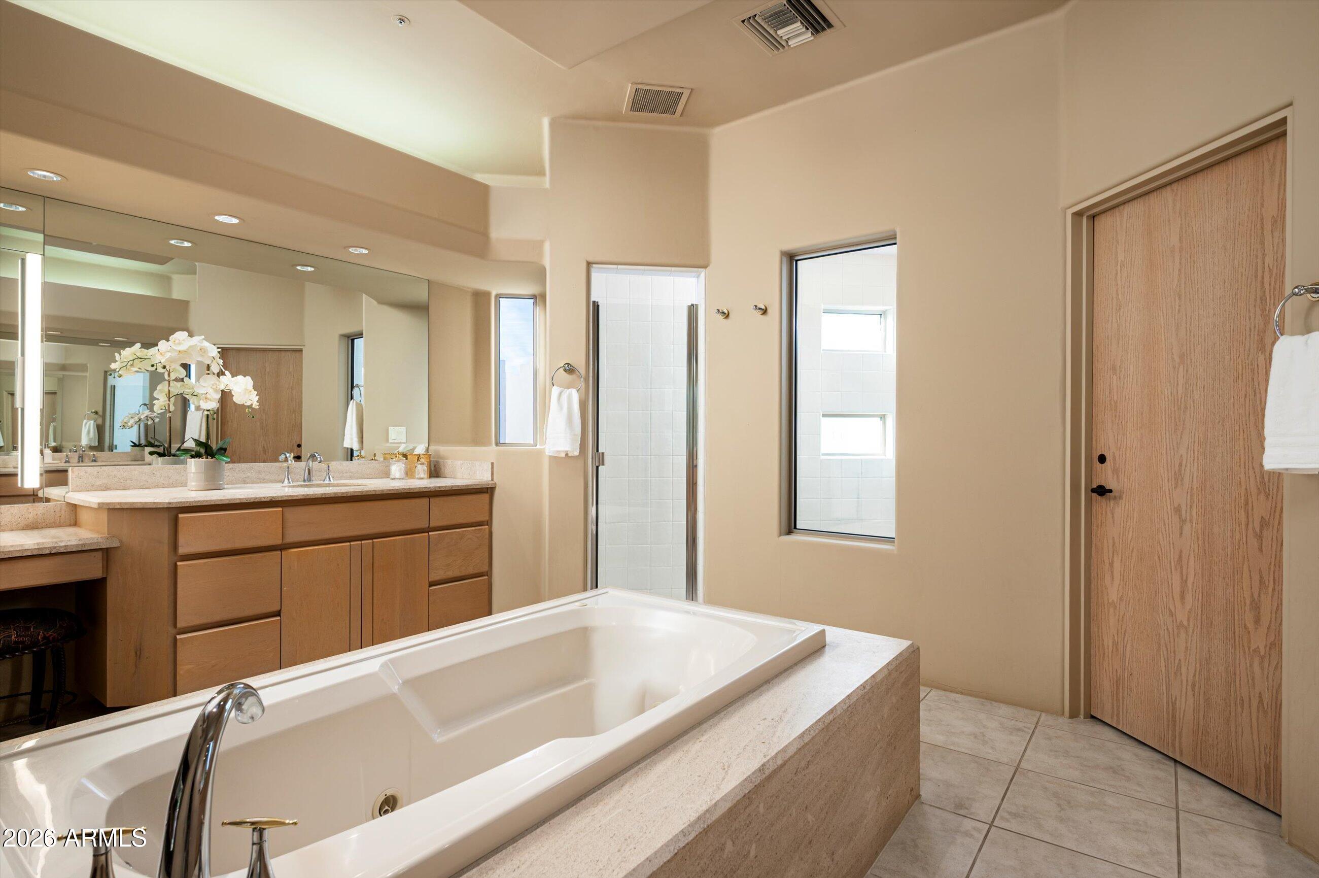 9760 E SKYLINE Court