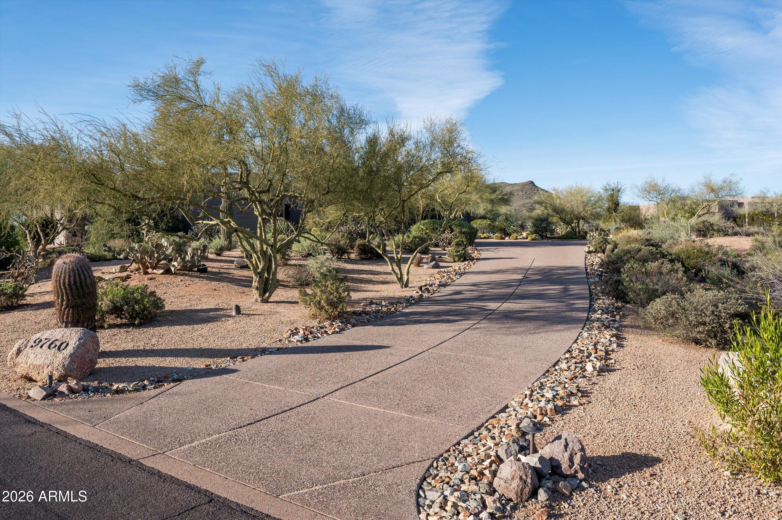 9760 E SKYLINE Court