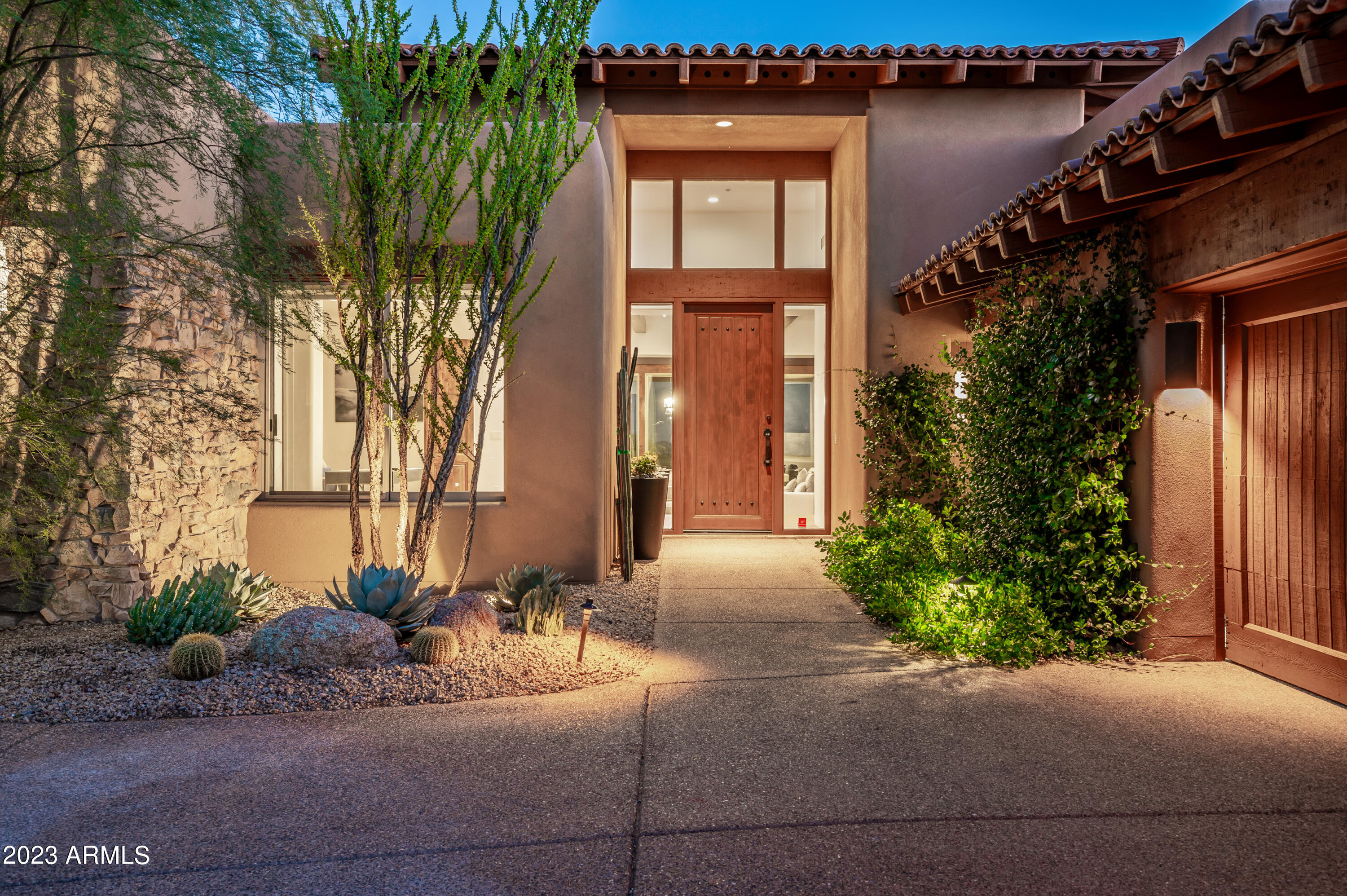 9795 E FORGOTTEN HILLS Drive