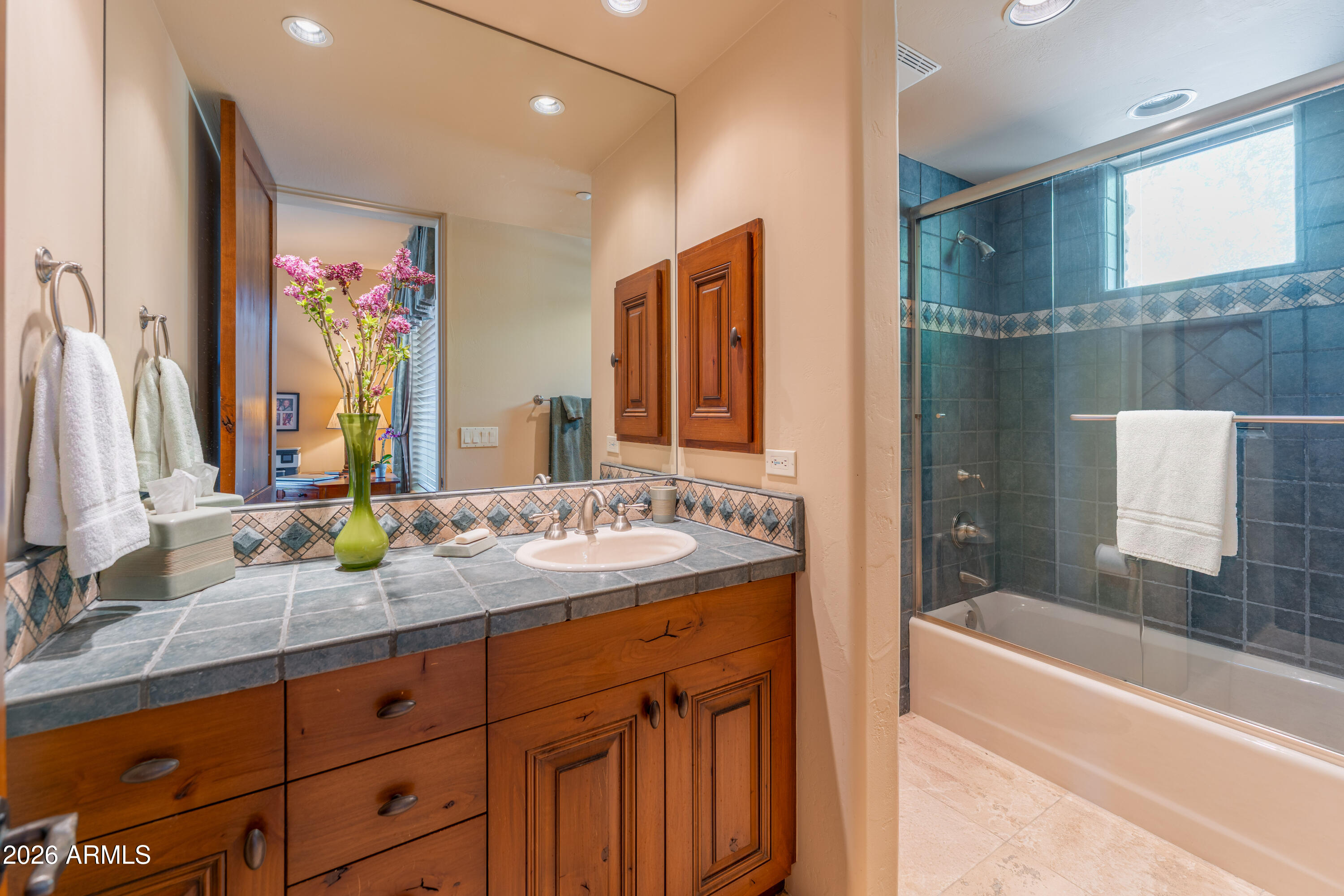 9903 E LOOKOUT MOUNTAIN Drive 45