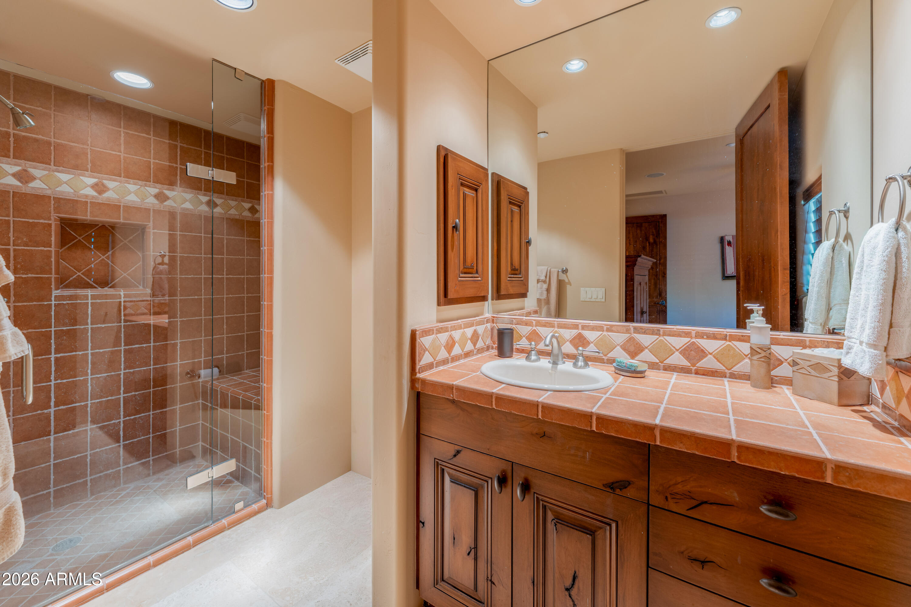 9903 E LOOKOUT MOUNTAIN Drive 45