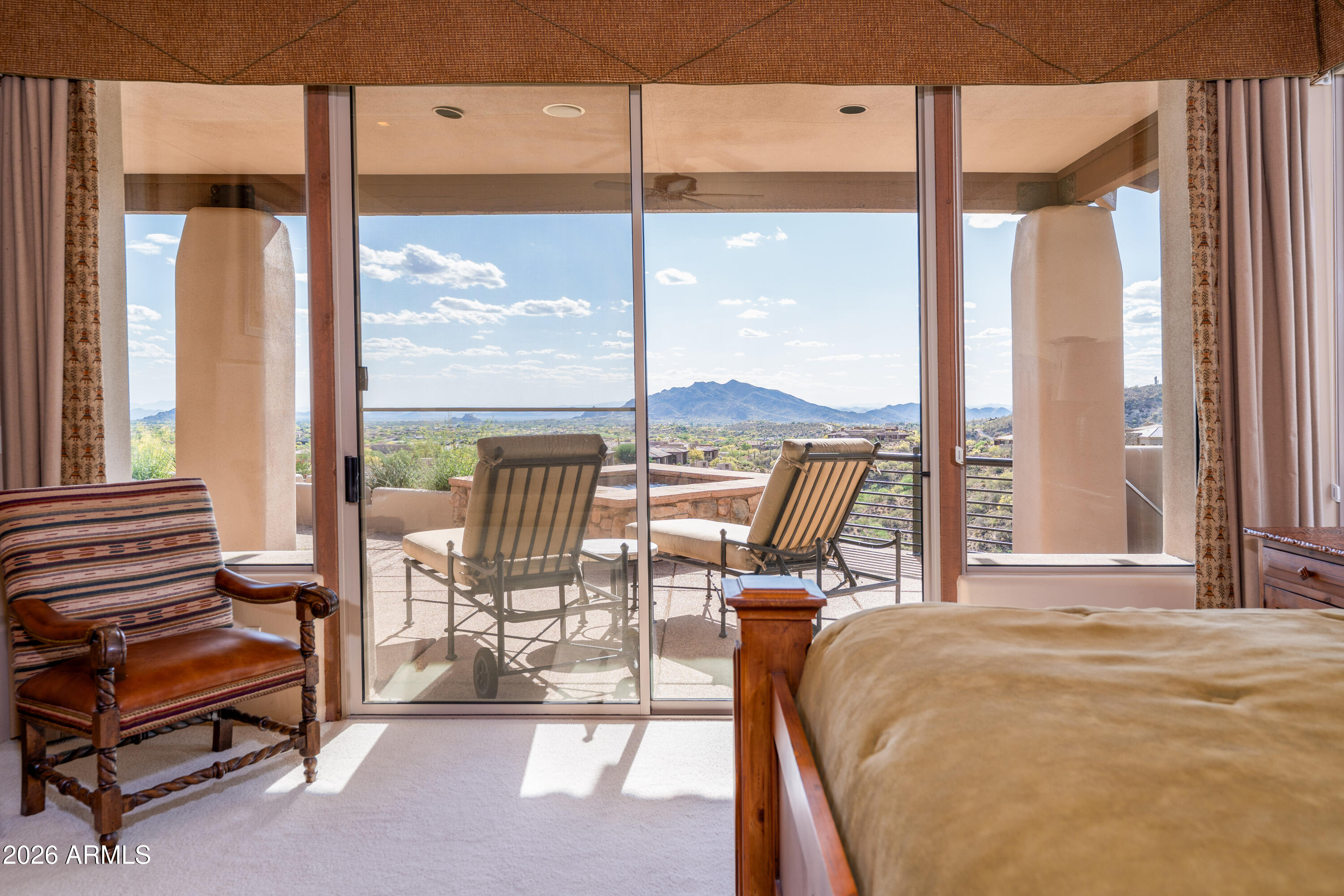 9903 E LOOKOUT MOUNTAIN Drive 45