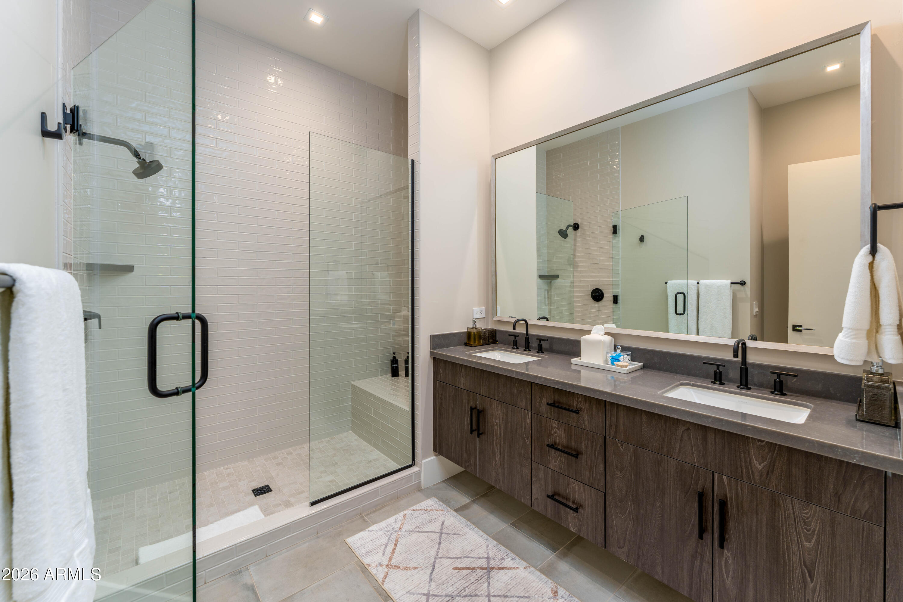 37200 N CAVE CREEK Road 1123