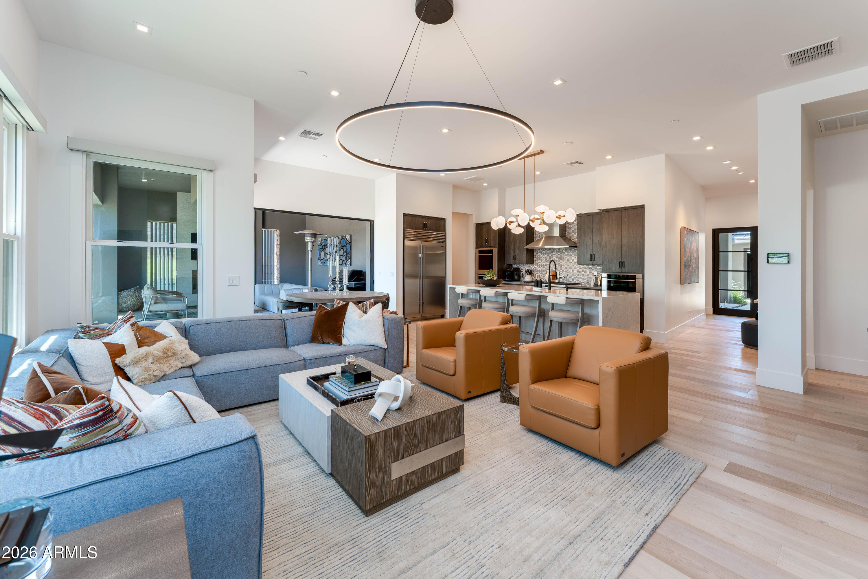 37200 N CAVE CREEK Road 1123